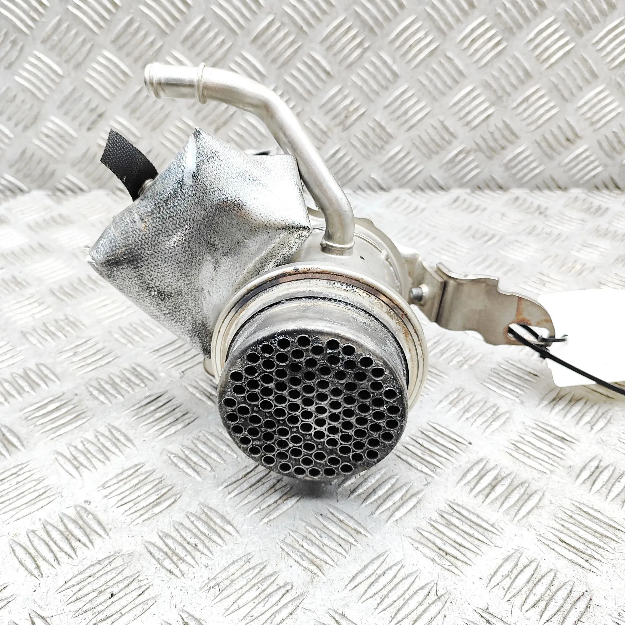 Volkswagen Golf 8 EGR Valve EGR valve — VW GOLF (VIII CD1) (2020-PRESENT) —...