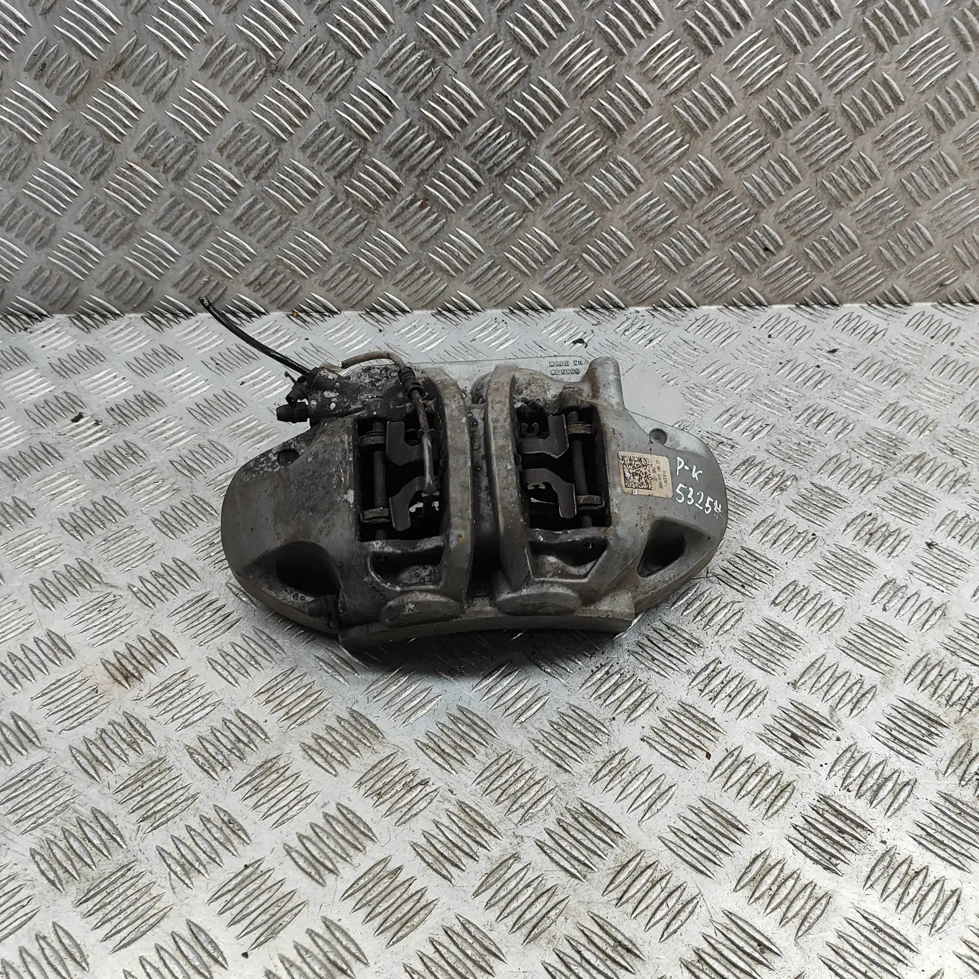 Audi Q5 (FY) Front Left Brake Caliper Front left brake caliper — AUDI Q5 (FYB, FYG, F...
