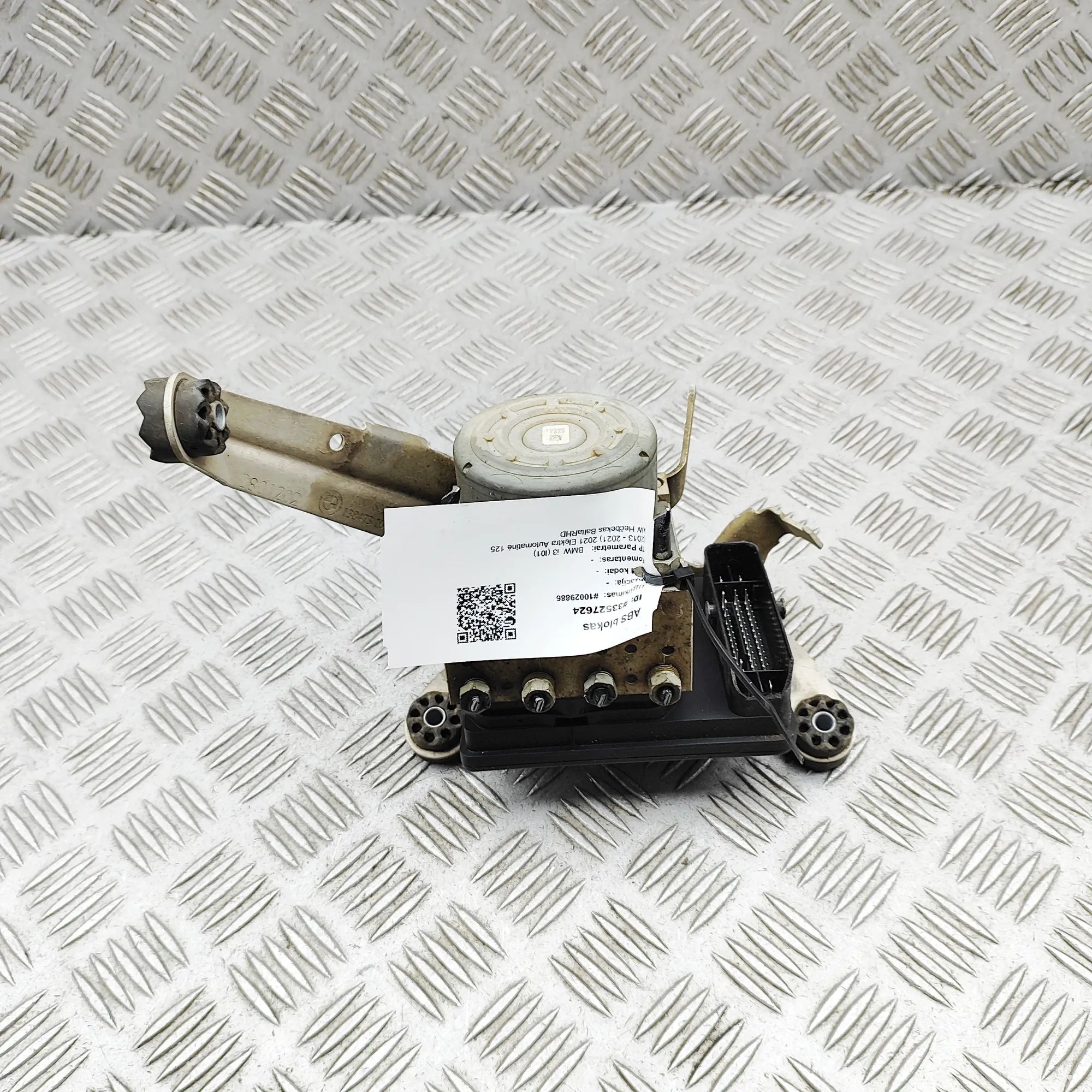 BMW i3 (I01) ABS hydraulic pump ABS Pump — BMW i3 (I01) (2013-2022) — 6896138

...