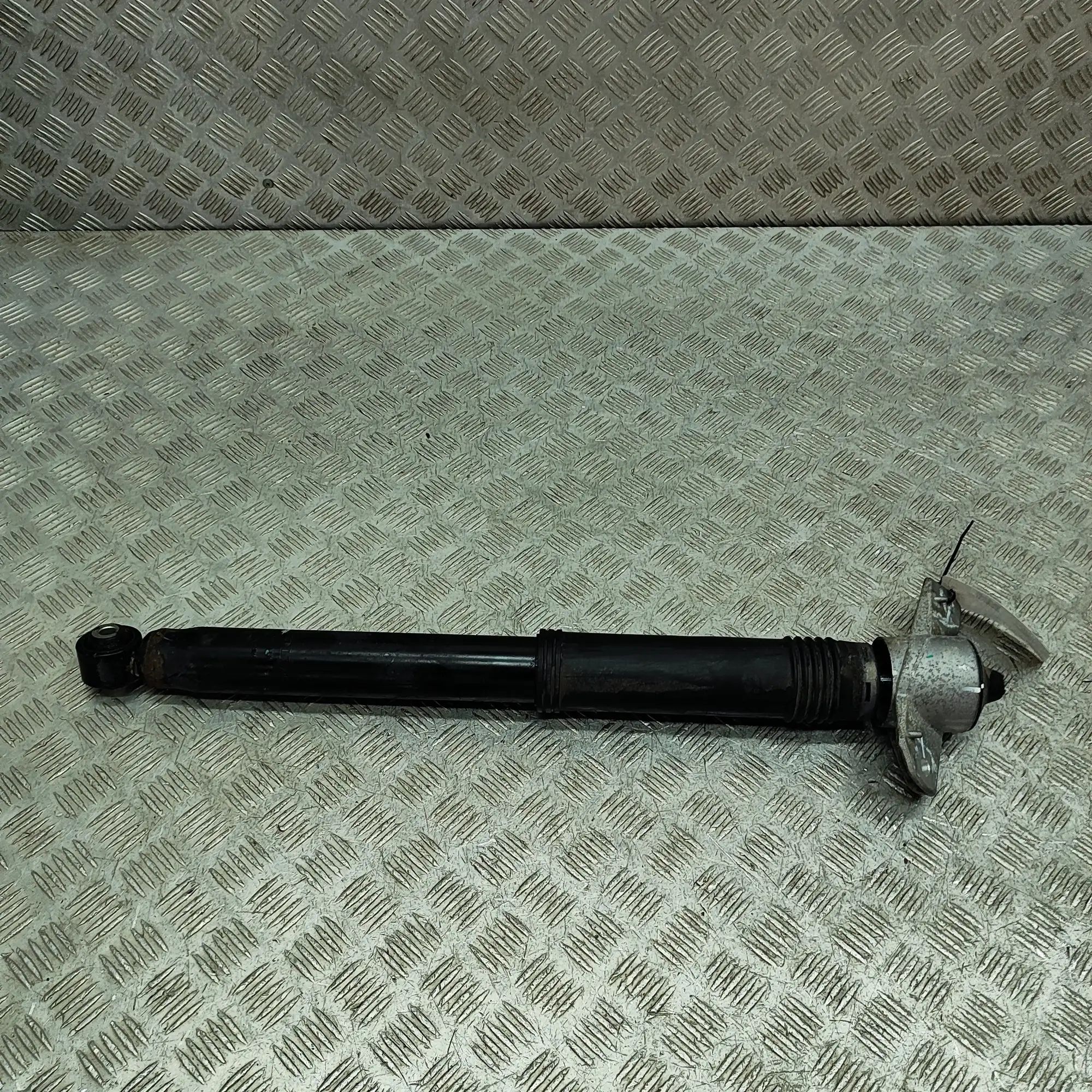 Volvo XC40 / EX40 Rear Left Shock Absorber Rear Left Shock Absorber — VOLVO XC40 (2018-202...