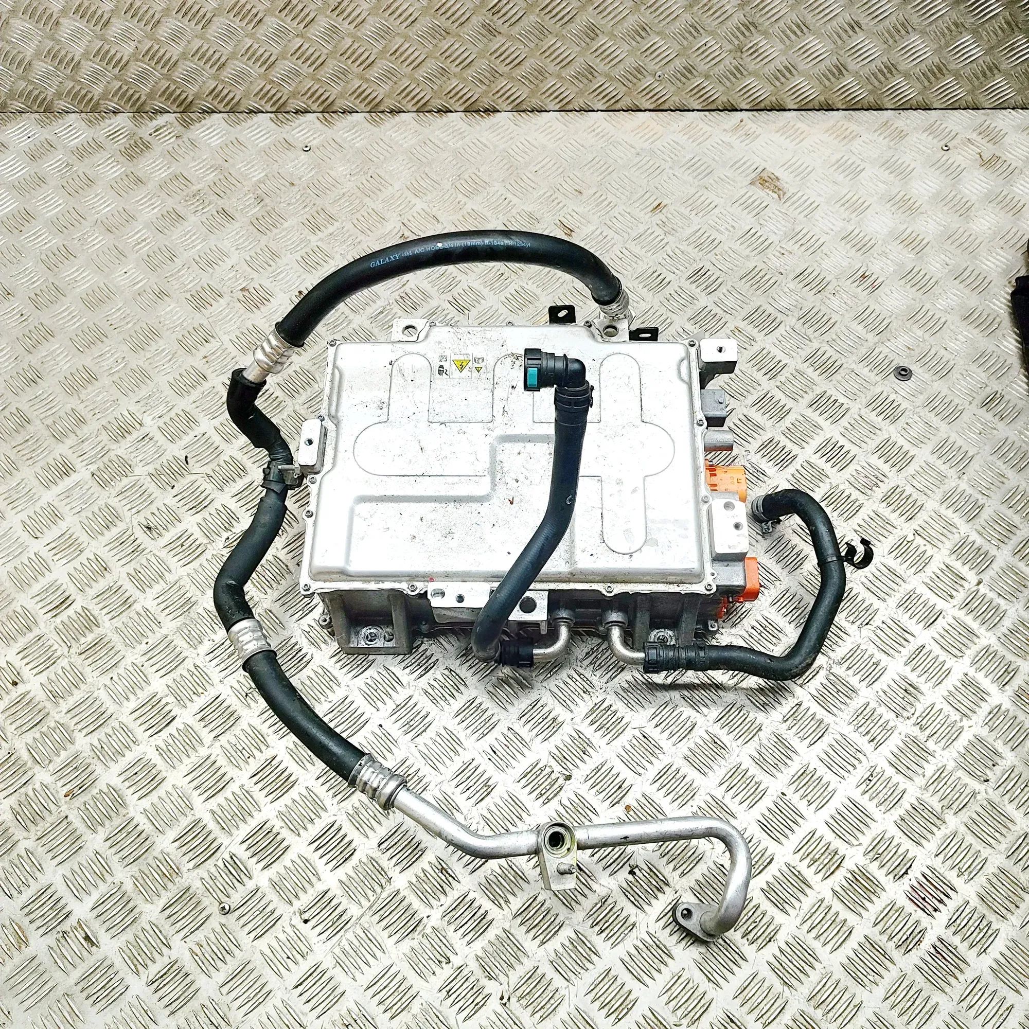 Ford Transit Connect / Tourneo Connect инвертор Inverter — FORD TOURNEO (CUSTOM Minibus / passe...