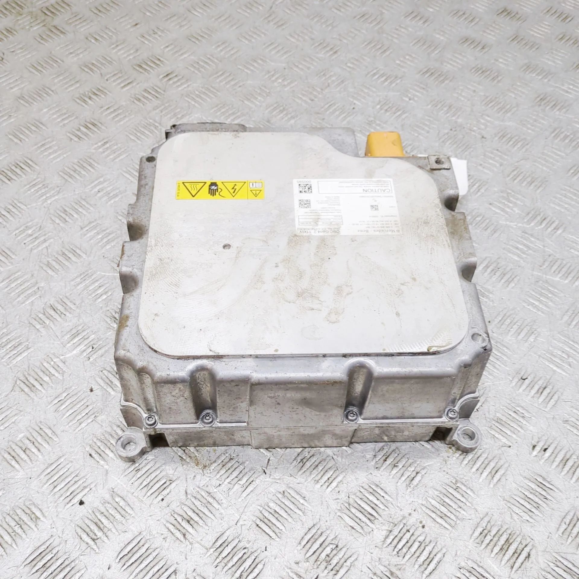 Mercedes-Benz EQS (V297 / X296) Inverter Inverter — MERCEDES BENZ EQS (V297) (2021-...) ...