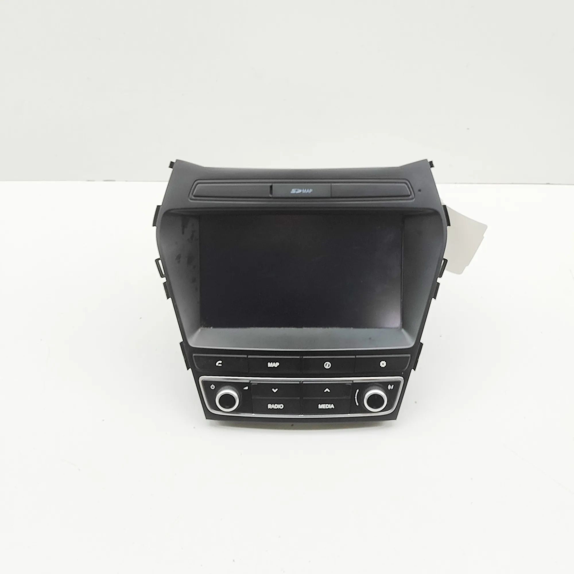 Hyundai Santa Fe Radio / CD / navigation head unit Radio / CD / navigation head unit — HYUNDAI SAN...