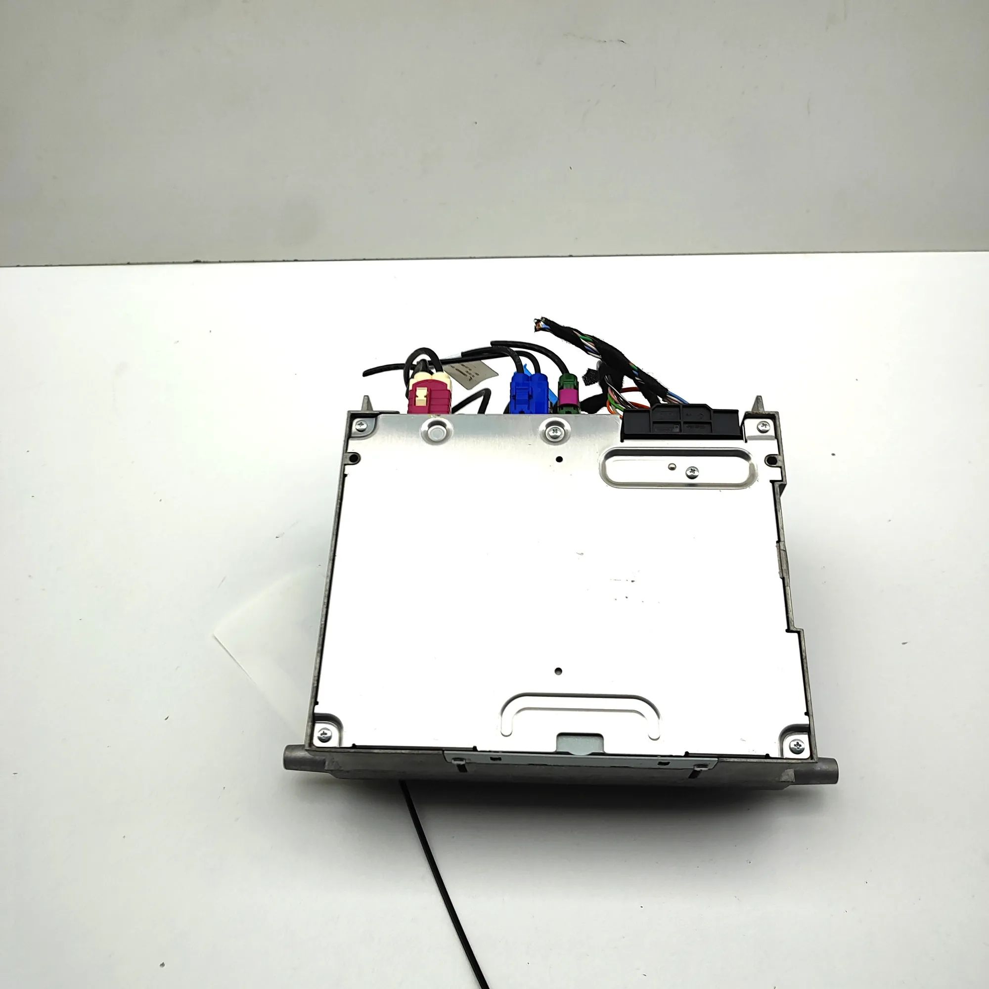 Mercedes-Benz A (W177) Radio / CD / navigation head unit Radio / CD / navigation head unit — MERCEDES BE...