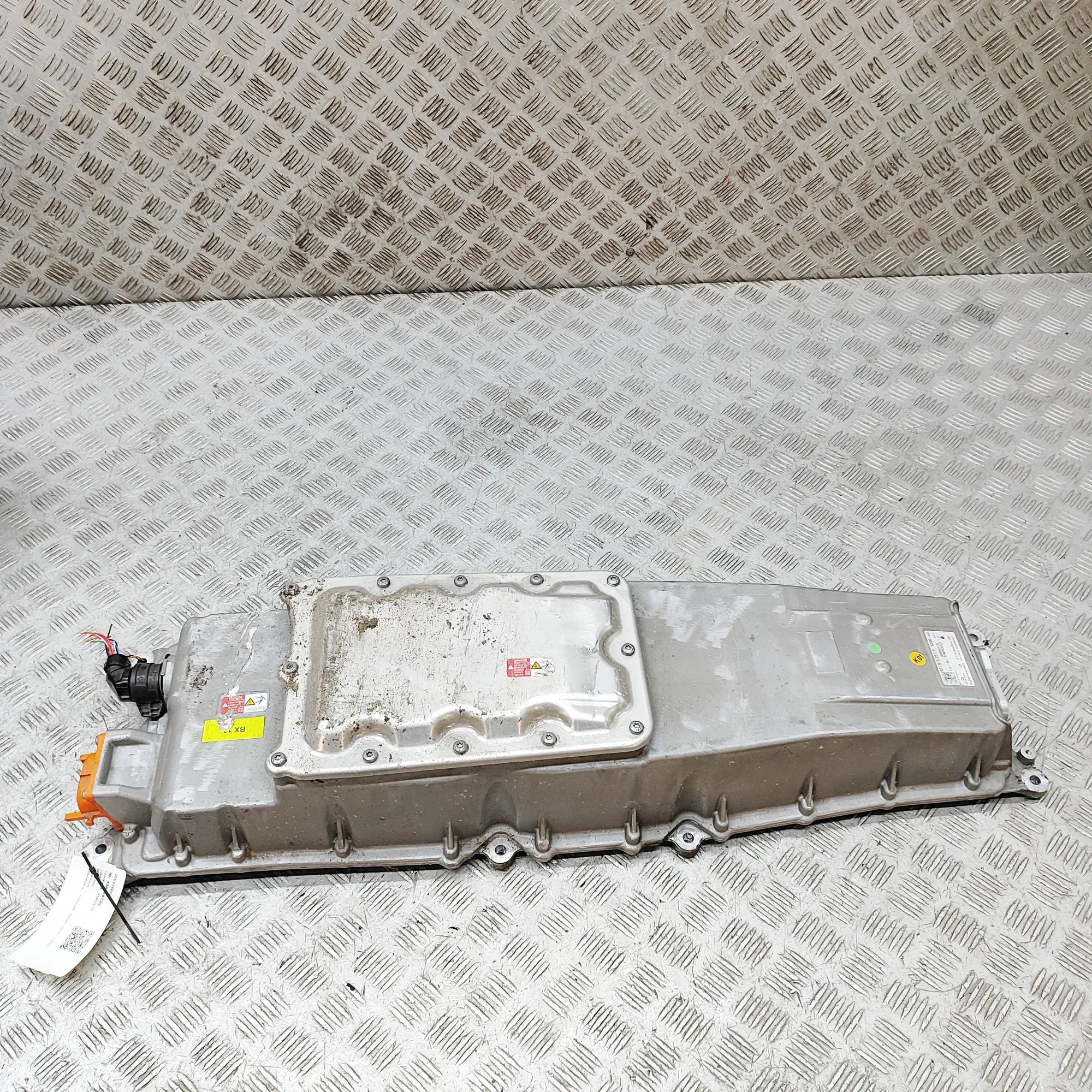 Porsche Taycan инвертор Inverter — PORSCHE TAYCAN (2019-...) — 9J191525...