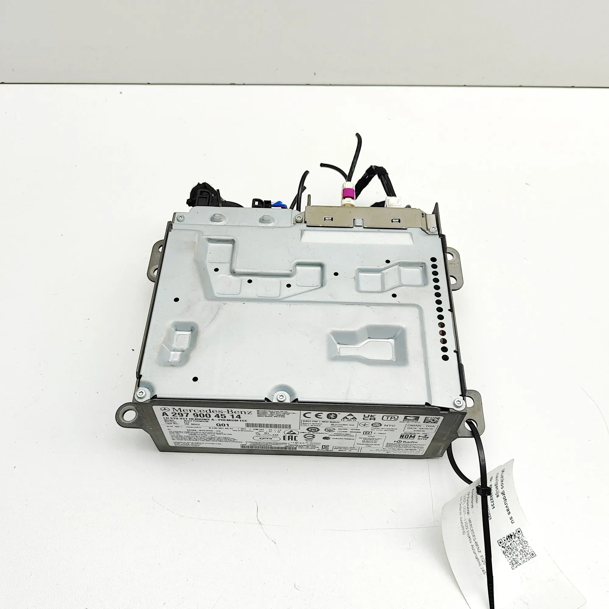 Mercedes-Benz EQS (V297 / X296) Radio / CD / navigation head unit Radio / CD / navigation head unit — MERCEDES BE...