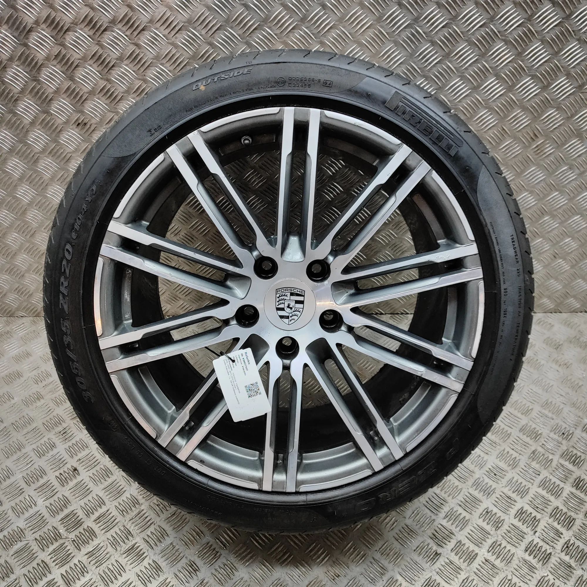 Porsche Panamera Alloy Wheel