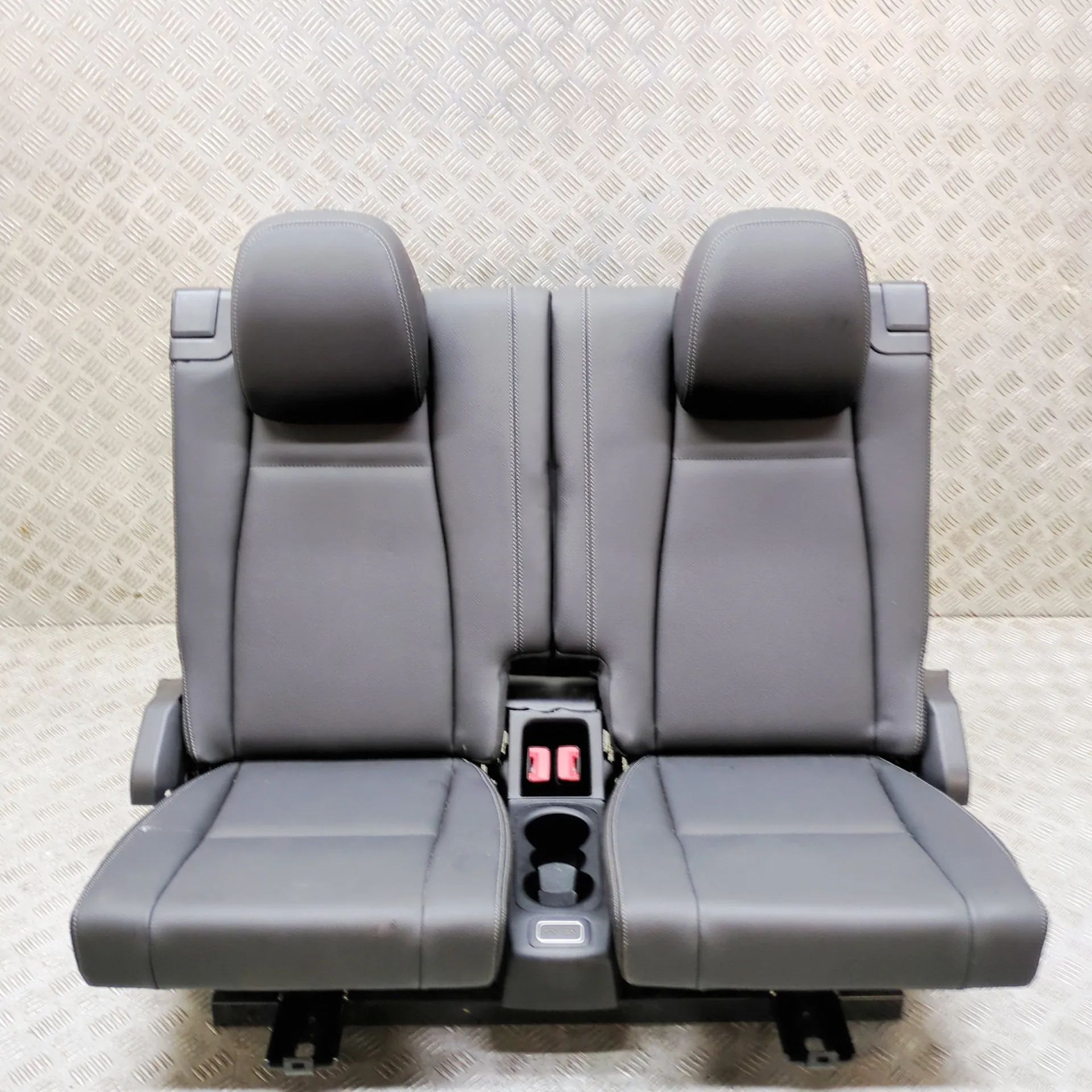Mercedes-Benz GLE (W167) Rear seat Rear seat — MERCEDES BENZ GLE (W167) (2019-...)...
