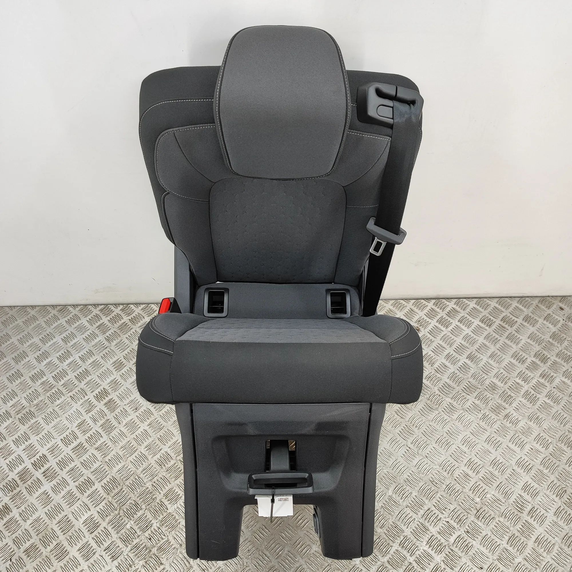 Ford Transit Connect / Tourneo Connect Заднее сиденье Rear seat — FORD TOURNEO (CUSTOM Minibus / pass...