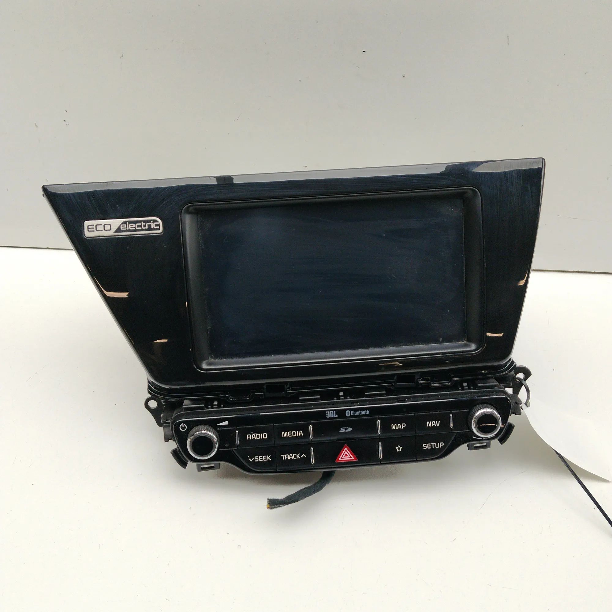 Kia Niro Radio / CD / navigation head unit Radio / CD / navigation head unit — KIA NIRO (2...