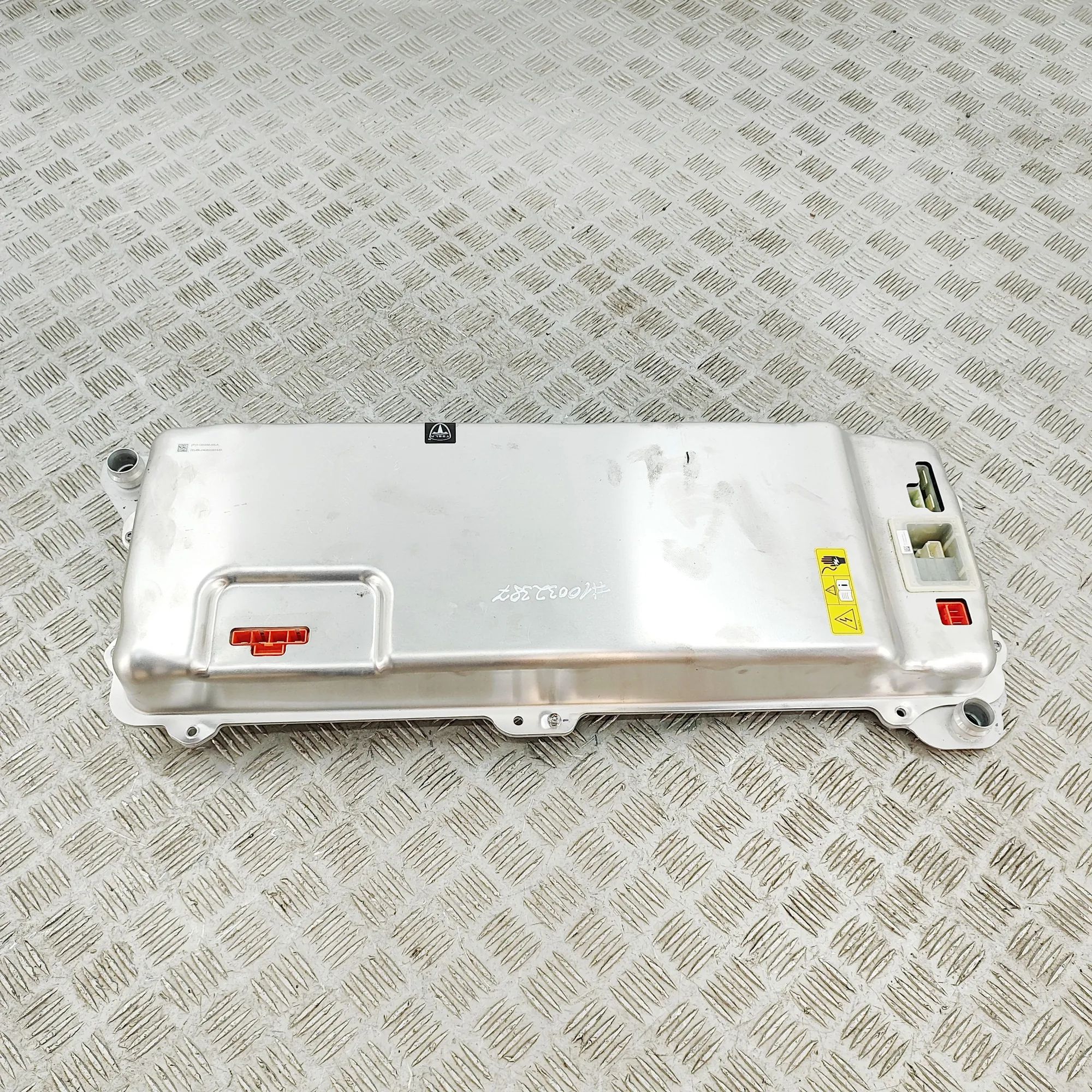 Tesla Model 3 Inverter Inverter — TESLA MODEL 3 (2018-...) — 1071917-0...