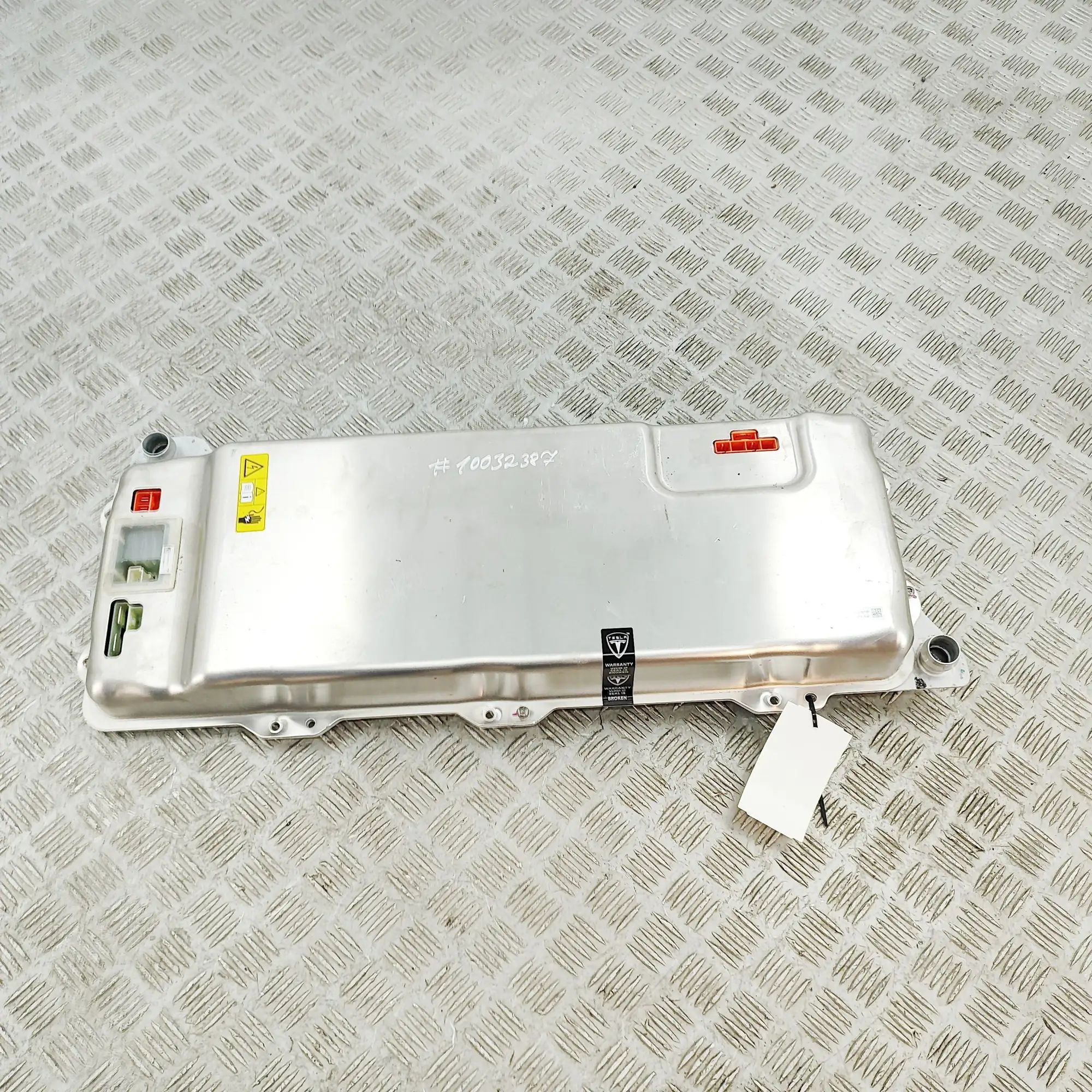 Tesla Model 3 Inverter Inverter — TESLA MODEL 3 (2018-...) — 1135558-5...