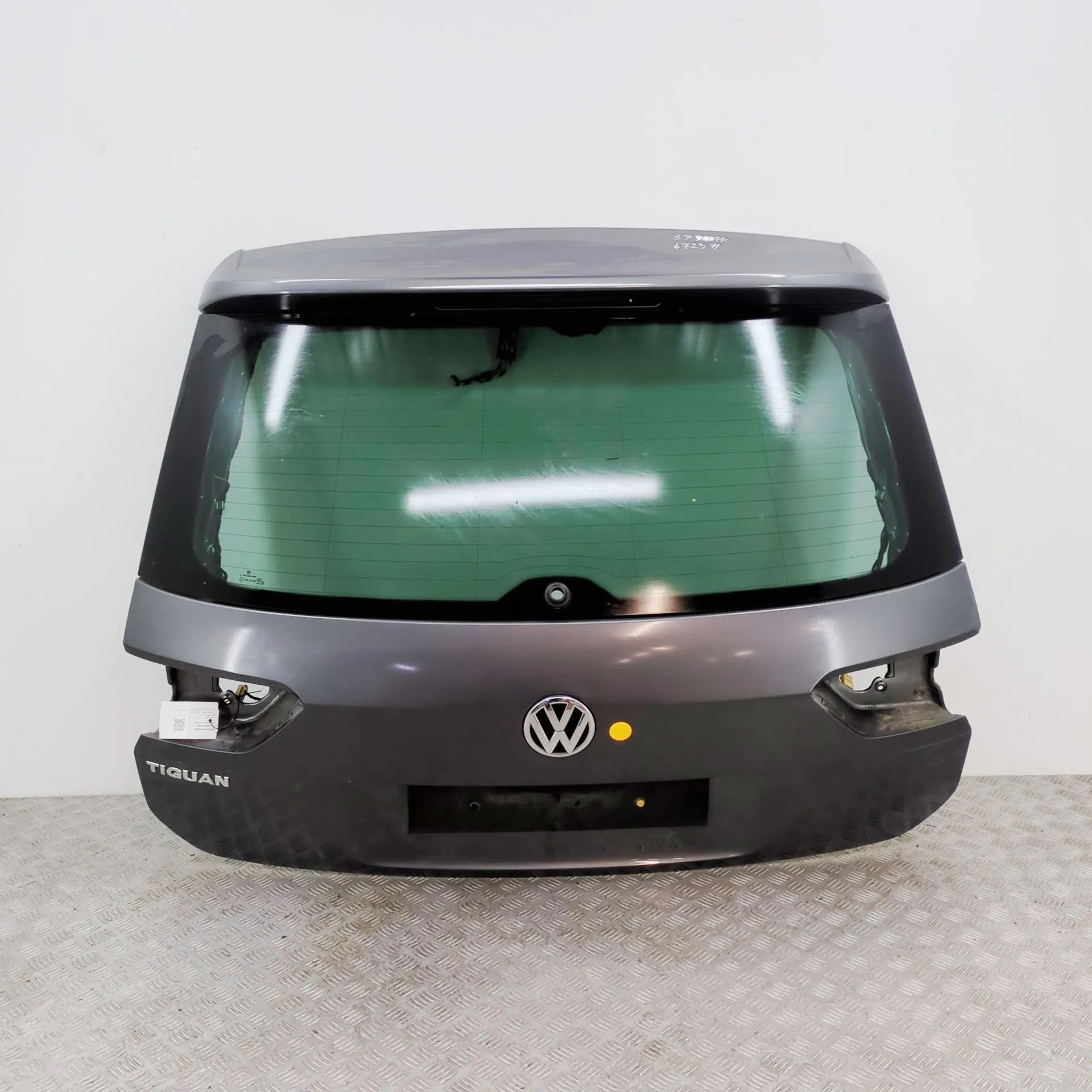 Volkswagen Tiguan Tailgate / boot lid