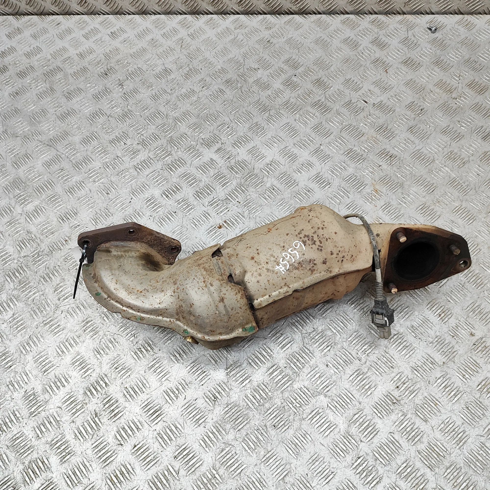 Isuzu D-Max катализатор Catalytic converter — ISUZU D-MAX (II TFR, TFS)...