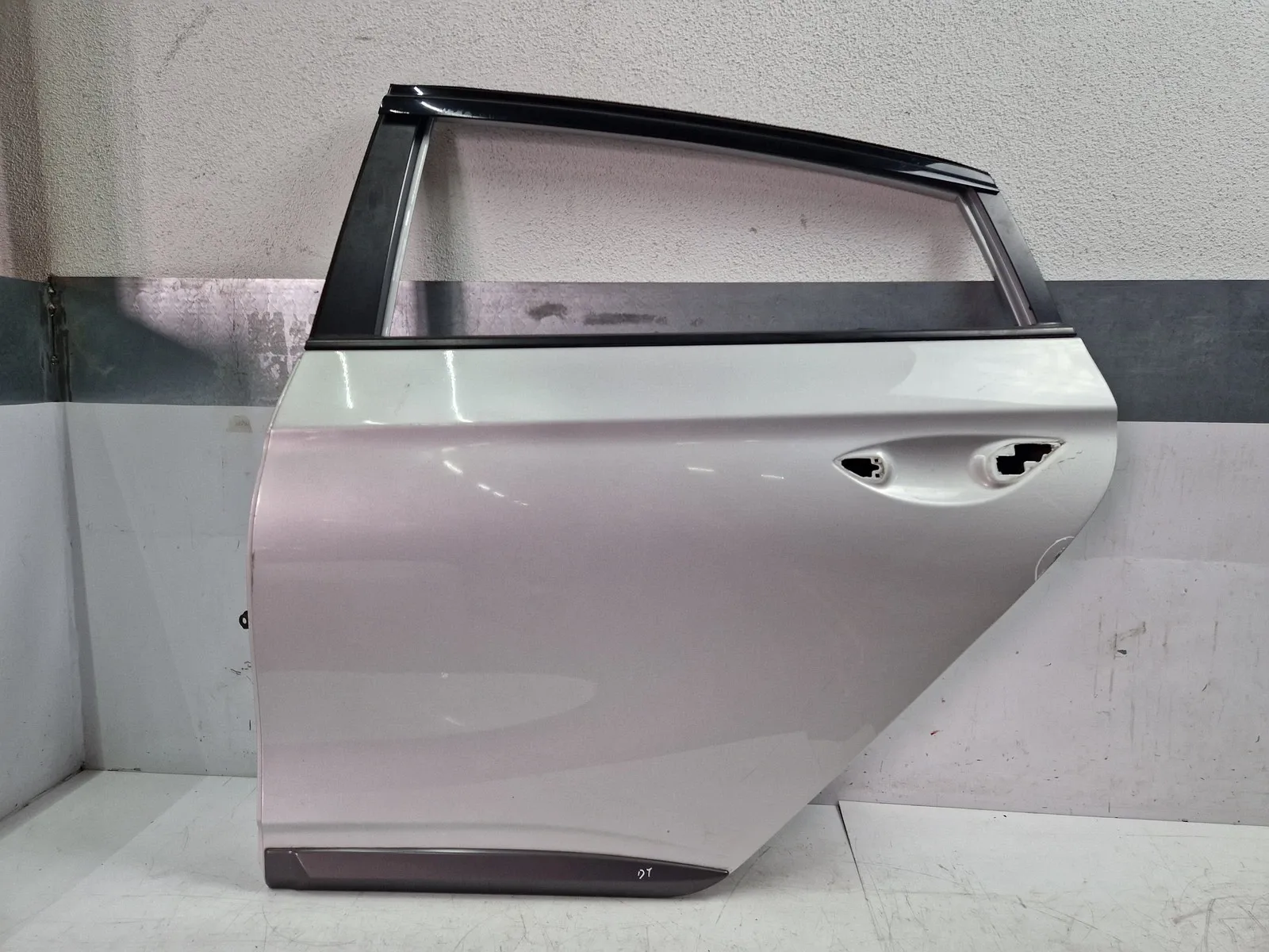 Hyundai Ioniq Doors Door — rear right — HYUNDAI IONIQ (AE) (2016-20...