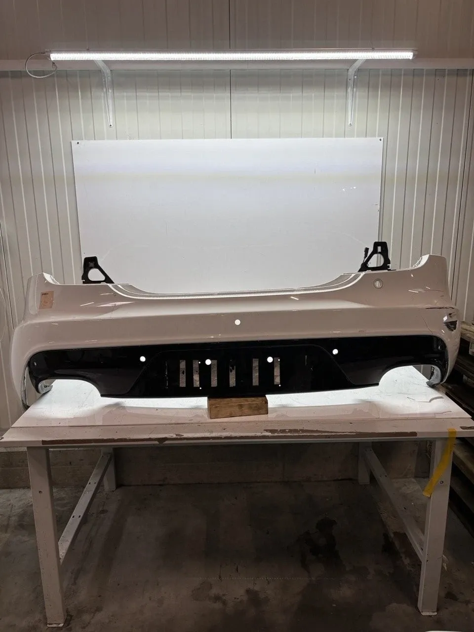 Jaguar XJ Body Bumper rear — JAGUAR XJ (X351) (2009-2019) — FW...