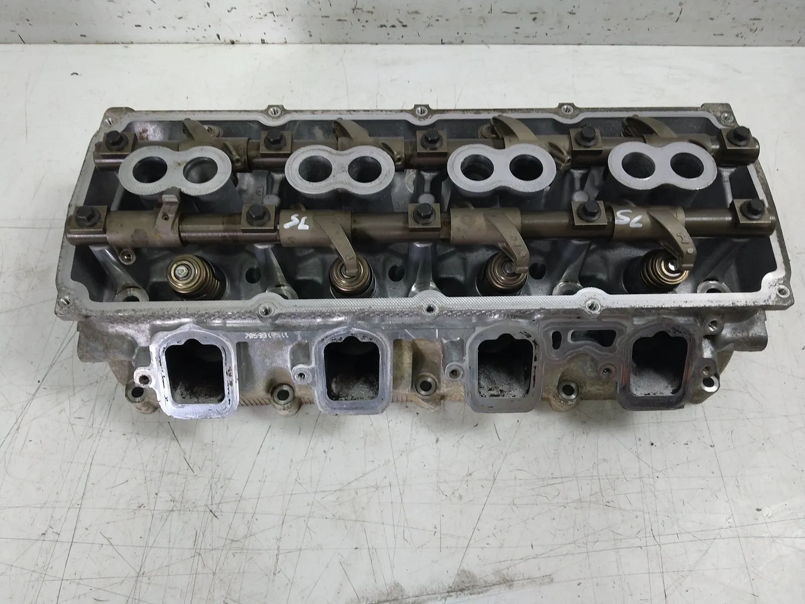 Dodge Durango Engine parts Cylinder head — DODGE JEEP DURANGO COMMANDER (2...