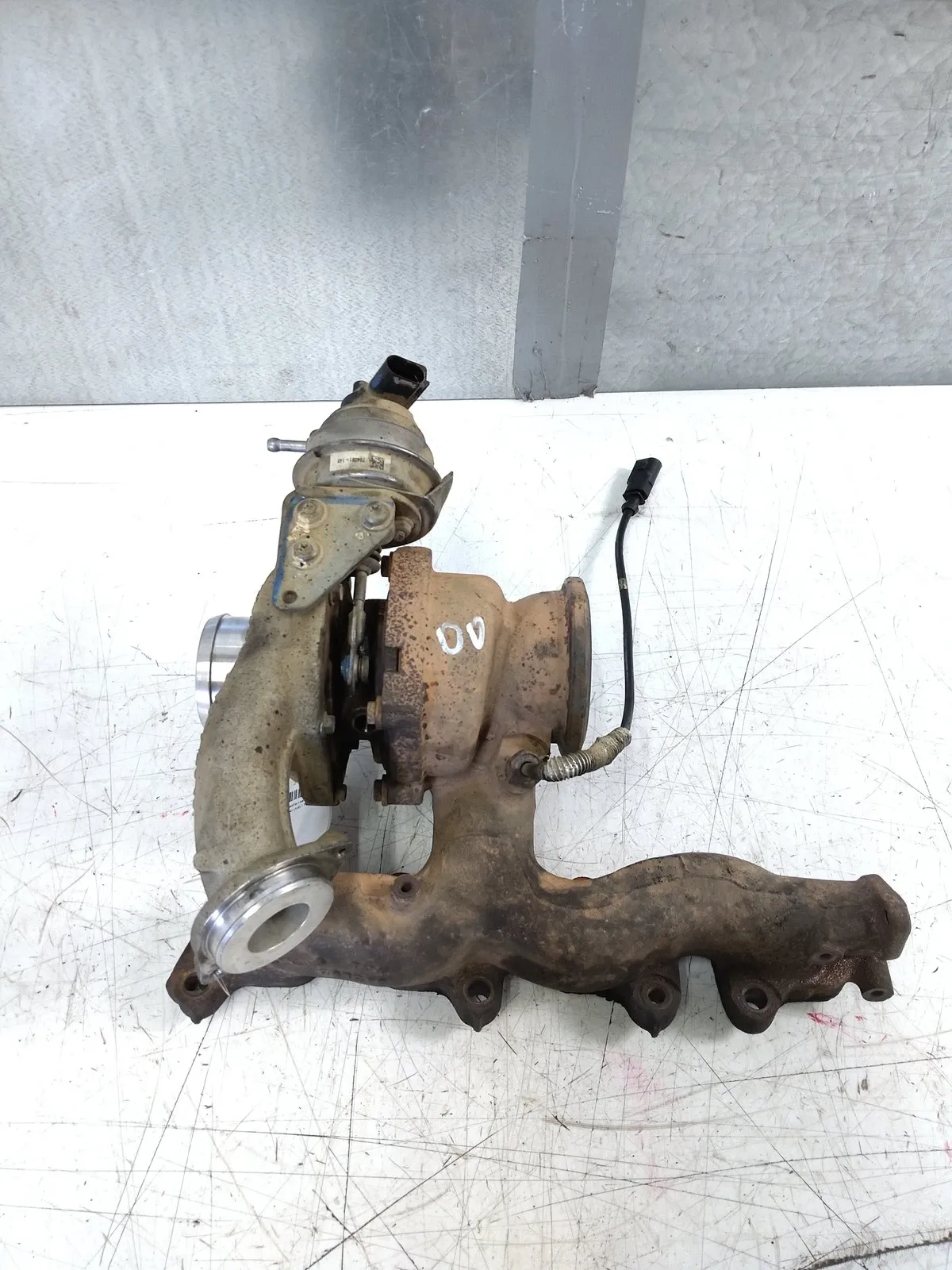 Volkswagen Crafter Turbocharger Turbocharger — VW CRAFTER I (2E) (2006-2016) — ...