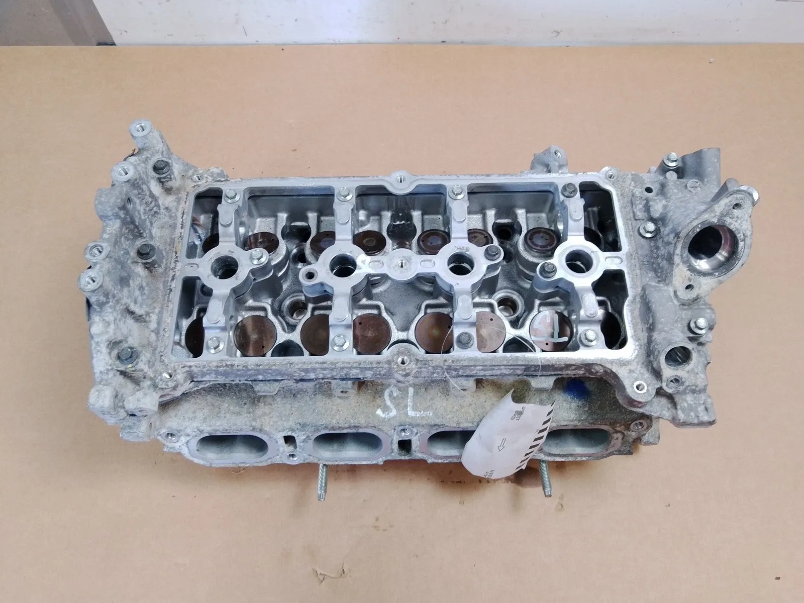 Renault Megane Engine parts Cylinder head — RENAULT MEGANE (2015-PRESENT)

...