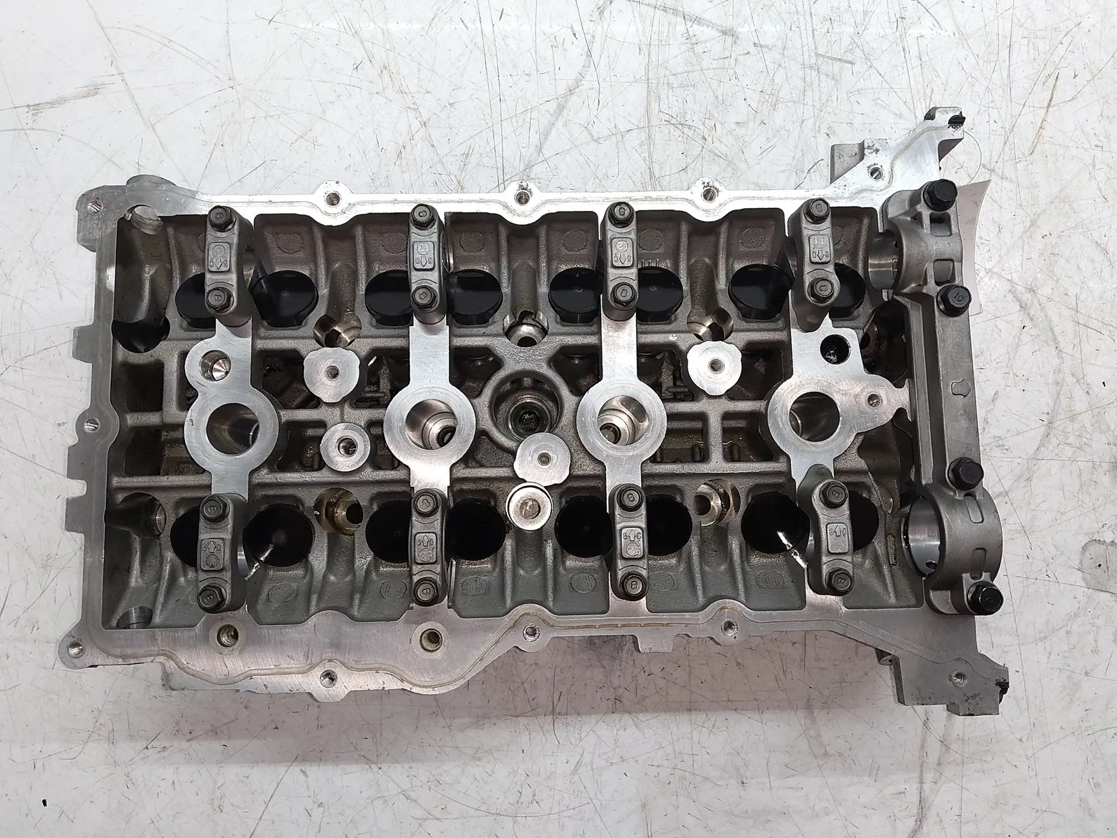 Hyundai i30 Engine parts Cylinder head — HYUNDAI I30 — 2211-2G460

Part ...