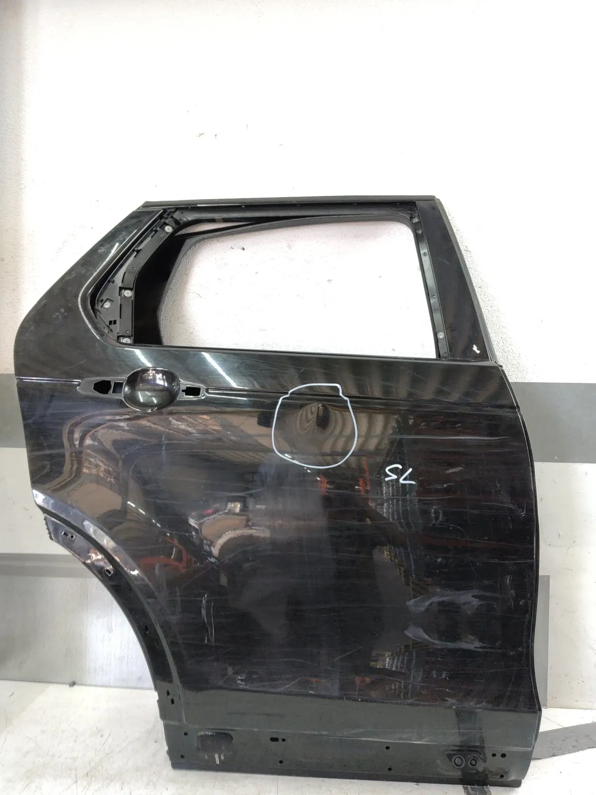 Land Rover Discovery Doors Door — rear right — LAND ROVER DISCOVERY SPORT ...
