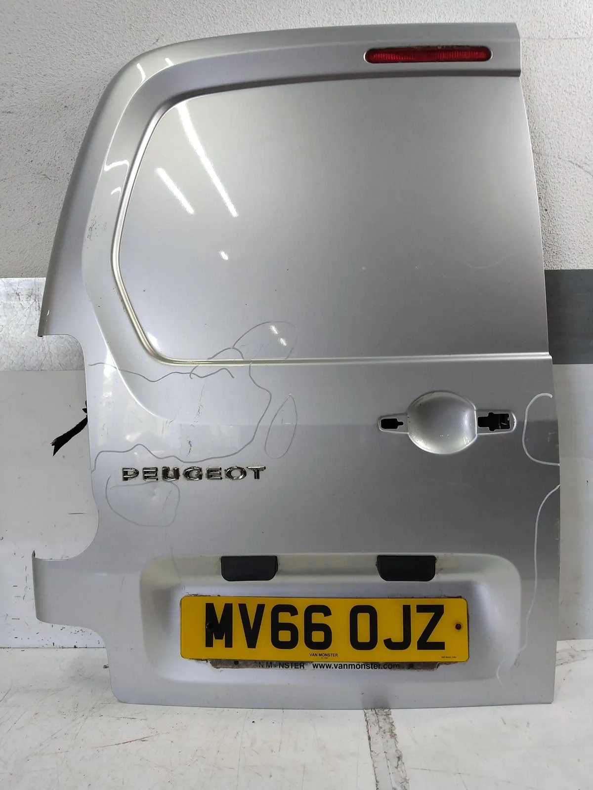 Peugeot Partner / Rifter Doors Door — rear left — PEUGEOT PARTNER (2015-PRESEN...