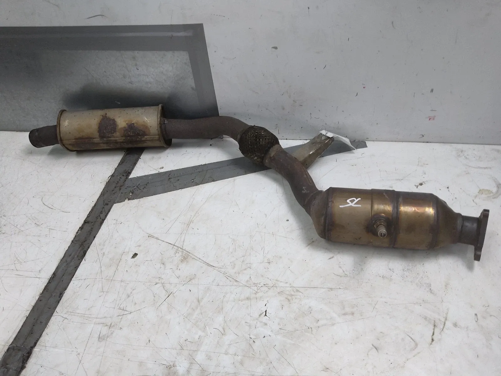 Audi A4 (B6) Exhaust System Catalytic Converter — AUDI A4 B7 8HE (2006-2009...