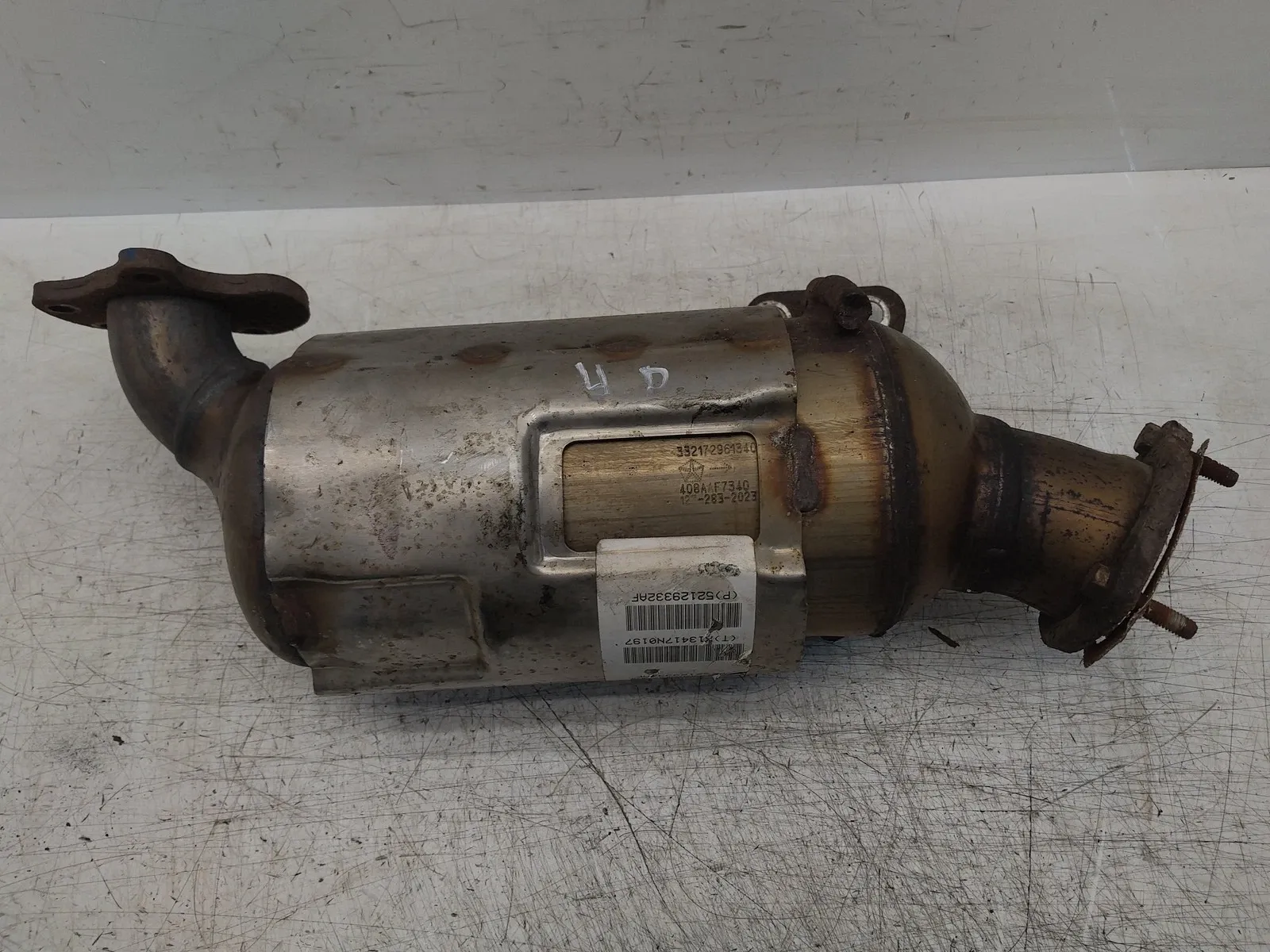 Jeep Cherokee / Liberty (KJ) Exhaust System Catalytic Converter — JEEP CHEROKEE / LIBERTY I...