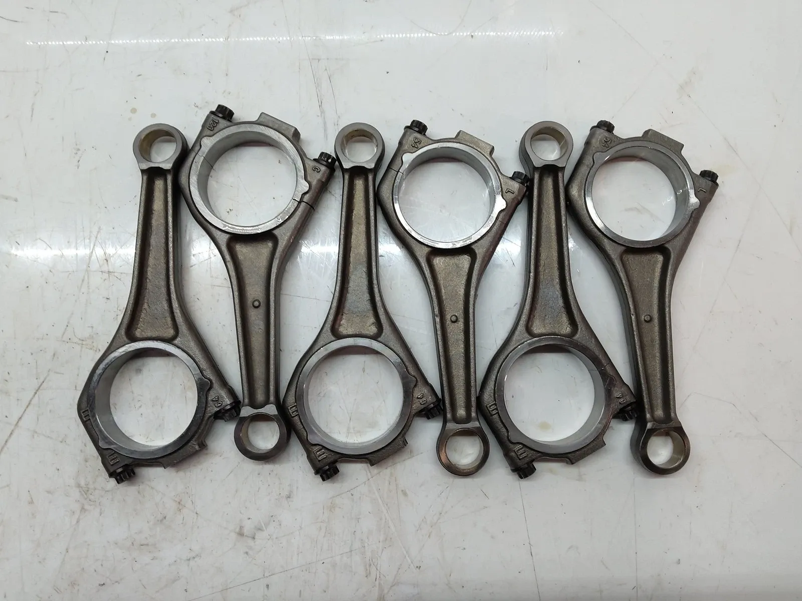 Land Rover Range Rover Sport (L494) Engine parts 6 × Connecting rod — LAND ROVER SPORT L494 (201...