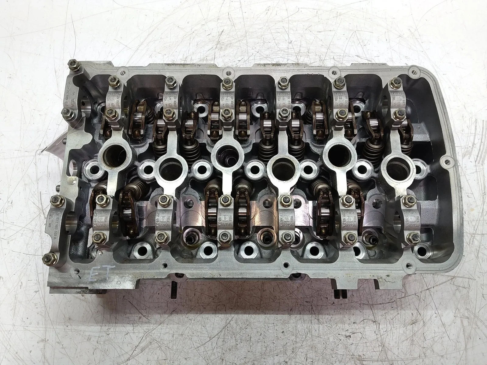 Porsche Cayenne Engine parts Cylinder head — PORSCHE CAYENNE (2003-2007) — 0...