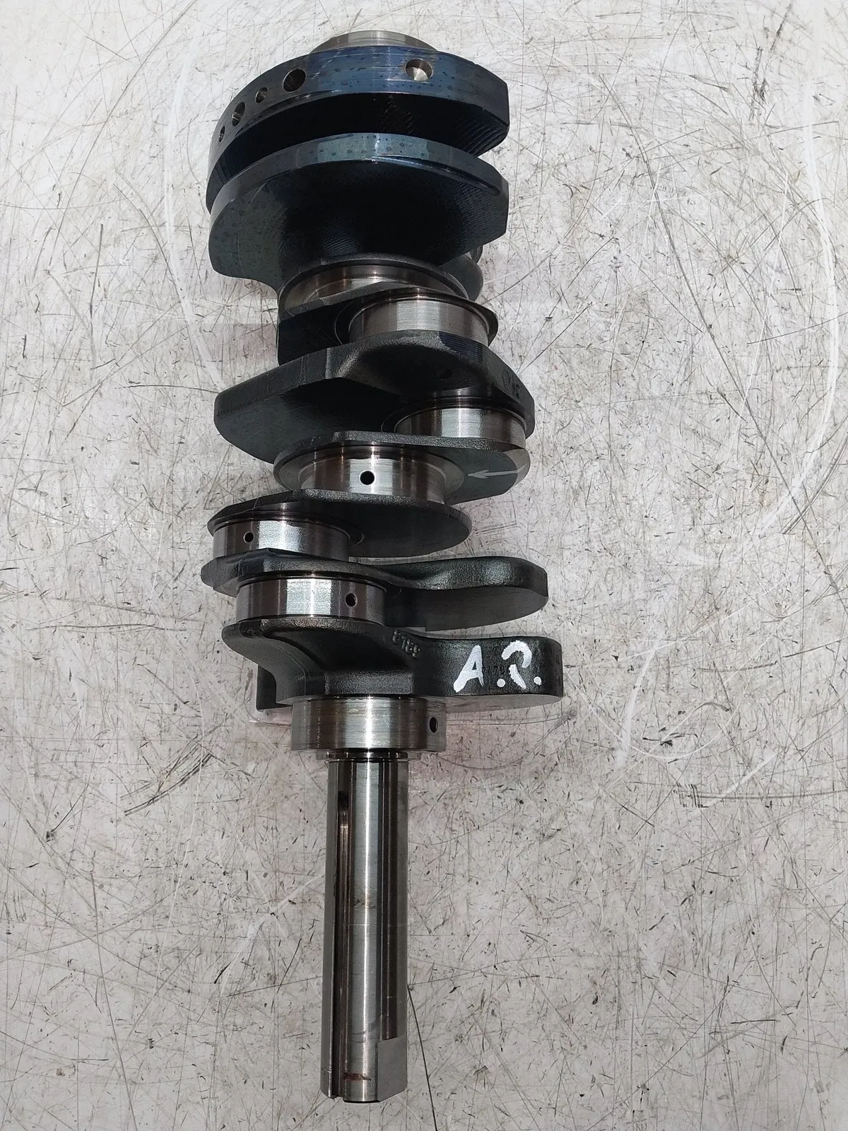 Infiniti EX / QX50 (J50) Engine parts Crankshaft — INFINITI EX (2010-PRESENT) — 82009...
