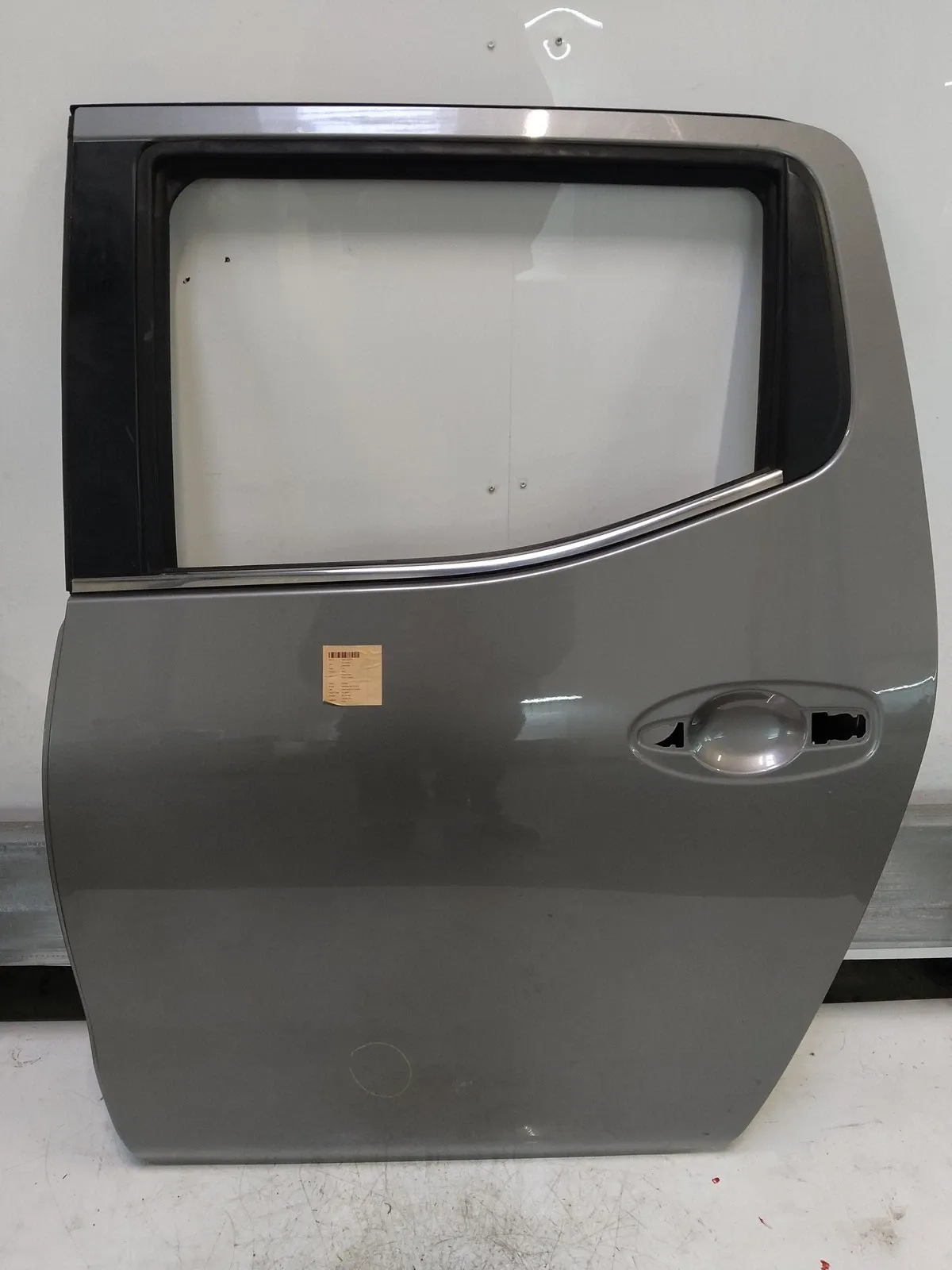 Nissan Navara (D23) Doors Door — rear left — NISSAN NAVARA D23M (2015-PRE...