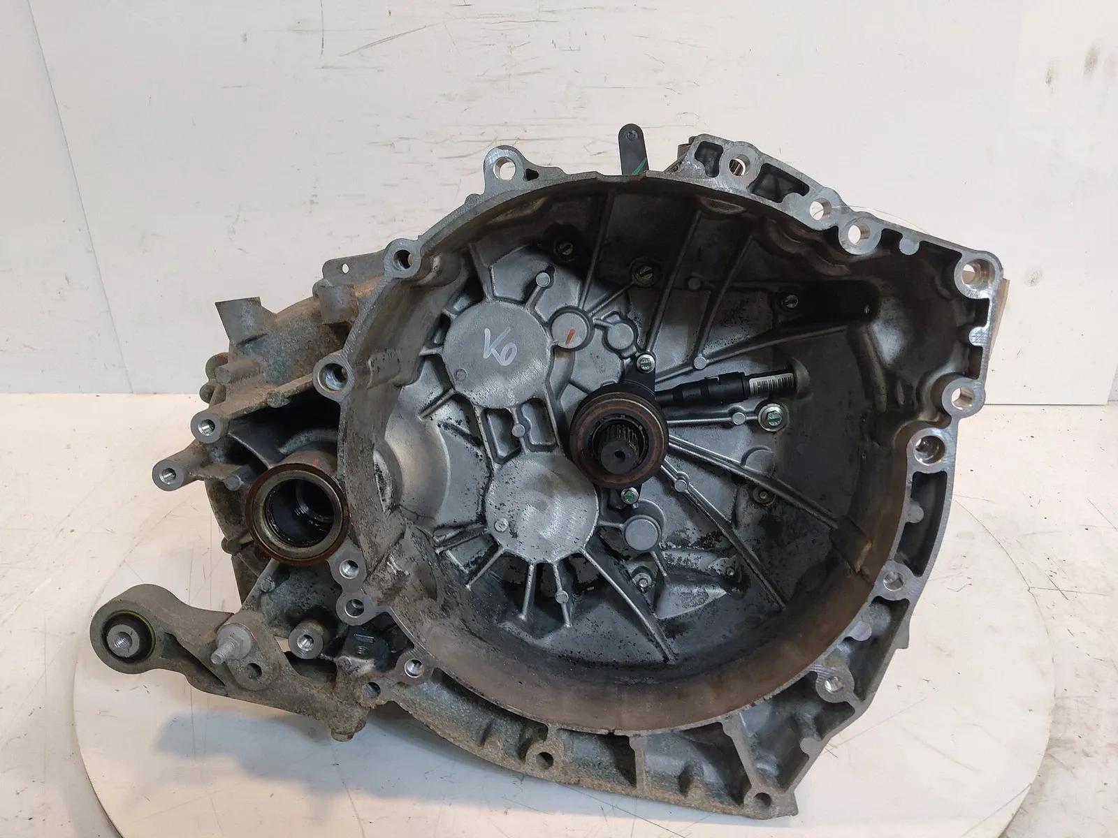 Volvo V40 Gearbox Transmission — VOLVO V40 (2012-2019)

Generatio...
