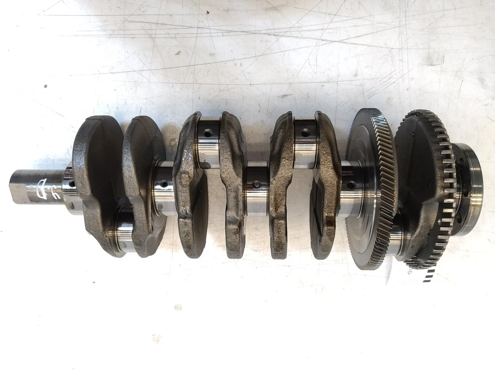 Nissan Navara (D23) Engine parts Crankshaft — NISSAN NAVARA — 8200805625

Part c...