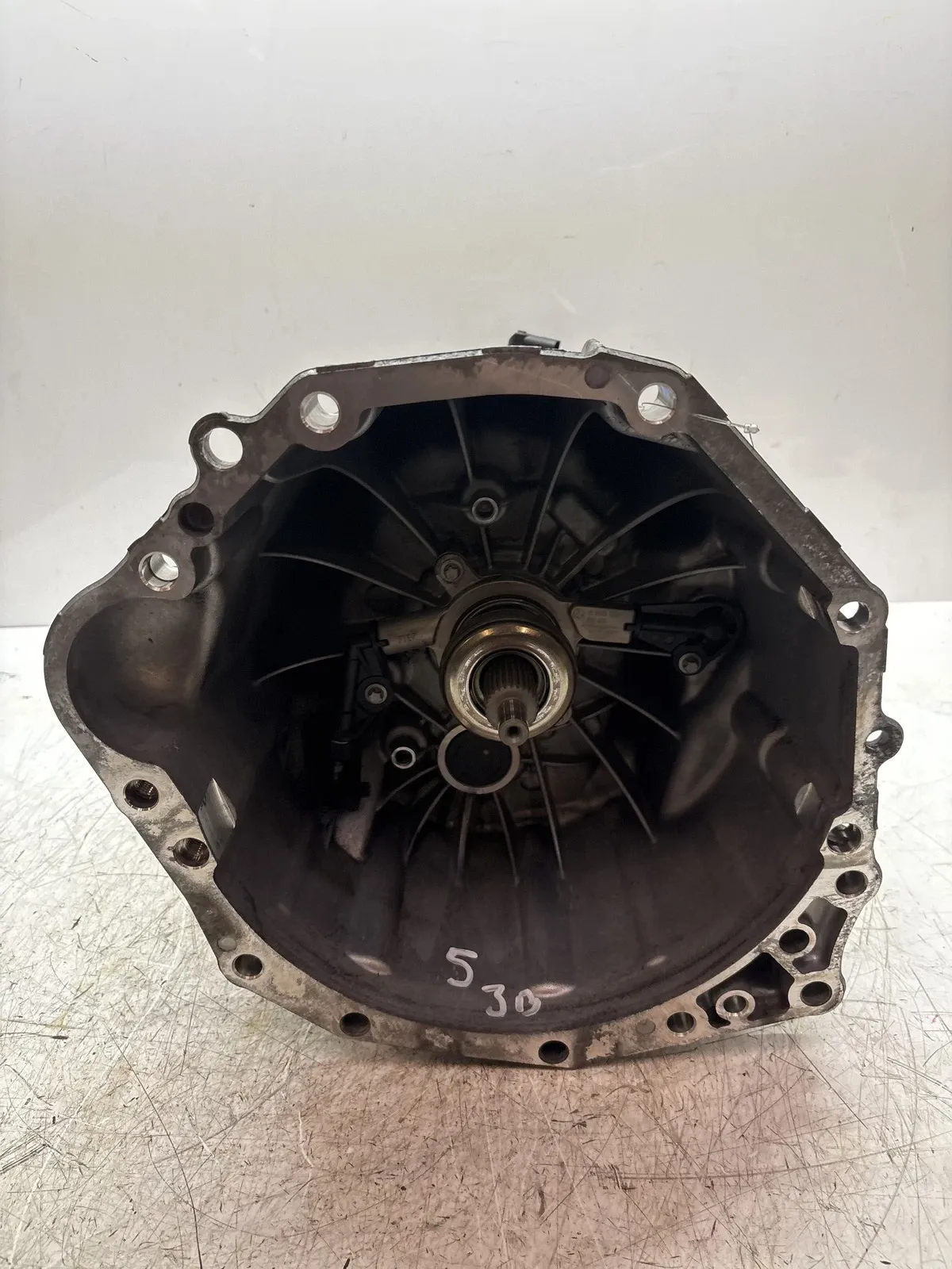 Volkswagen Crafter Gearbox Manual gearbox — VW CRAFTER I (2E) (2006-2016)
...