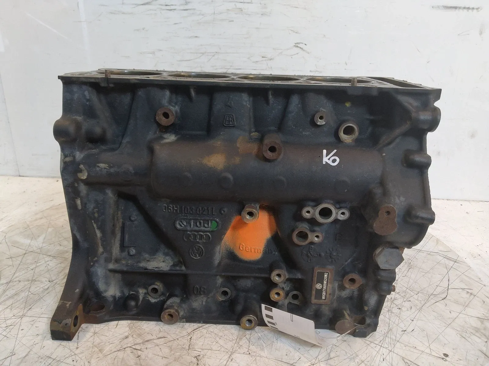 Audi Q3 (8U) Engine parts Engine Block — AUDI Q3 I (8U) (2011-2018) — 06H...