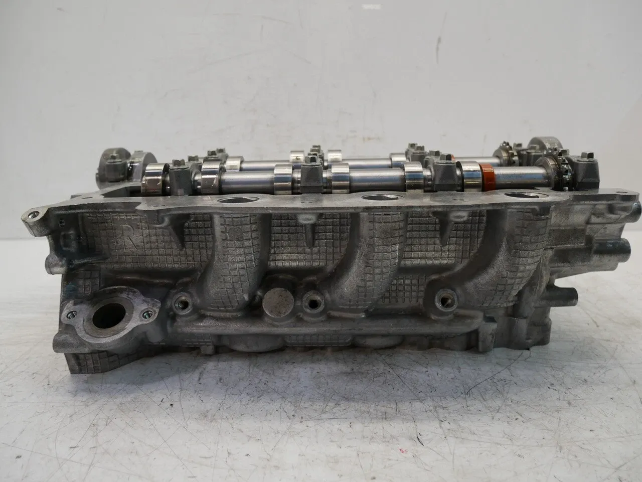 Land Rover Range Rover (L405) Engine parts Cylinder head — LAND ROVER RANGE ROVER IV (L405...