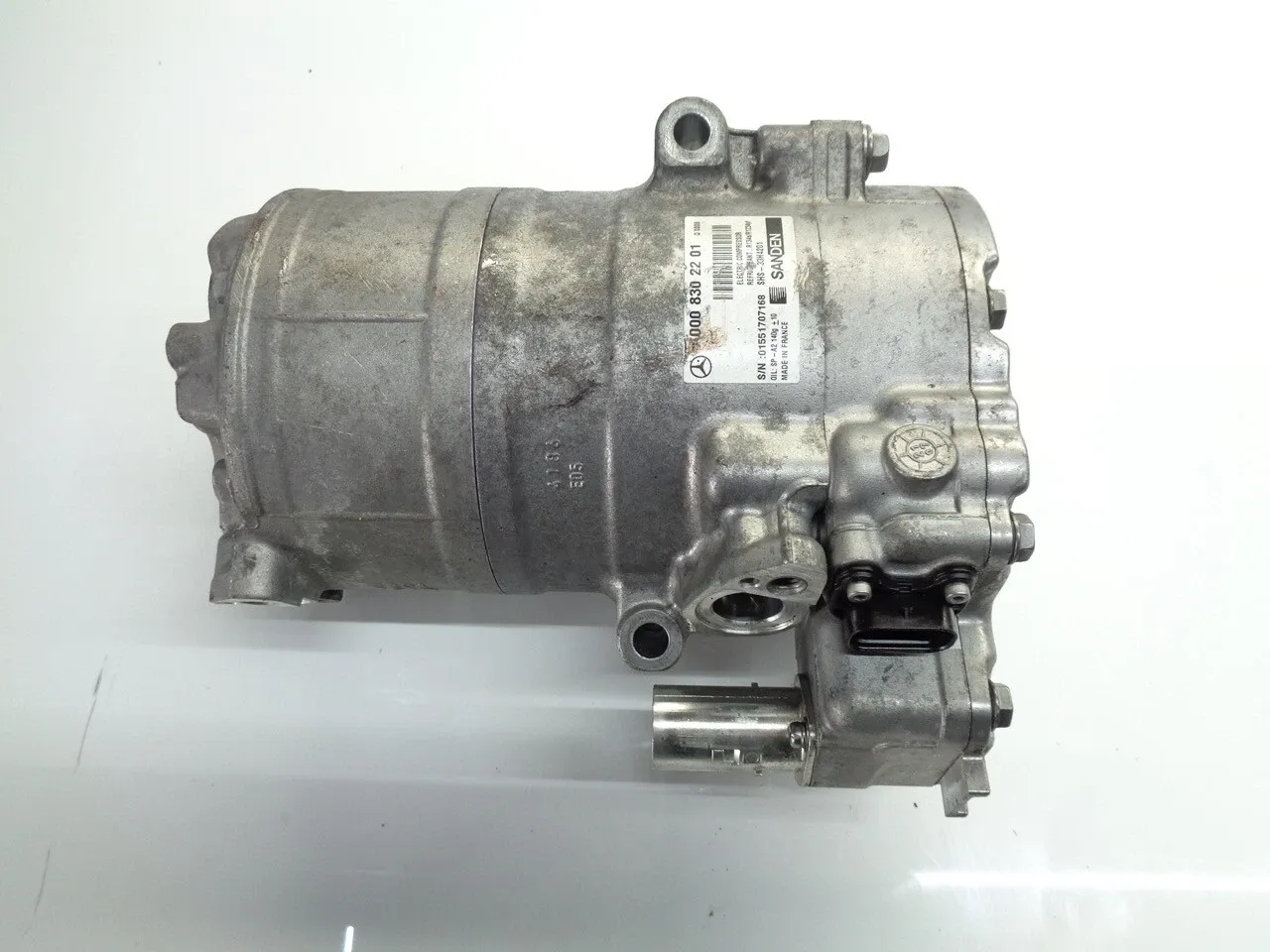 Mercedes-Benz CLA (C118) Air conditioning system Air conditioning compressor — MERCEDES-BENZ CLA...