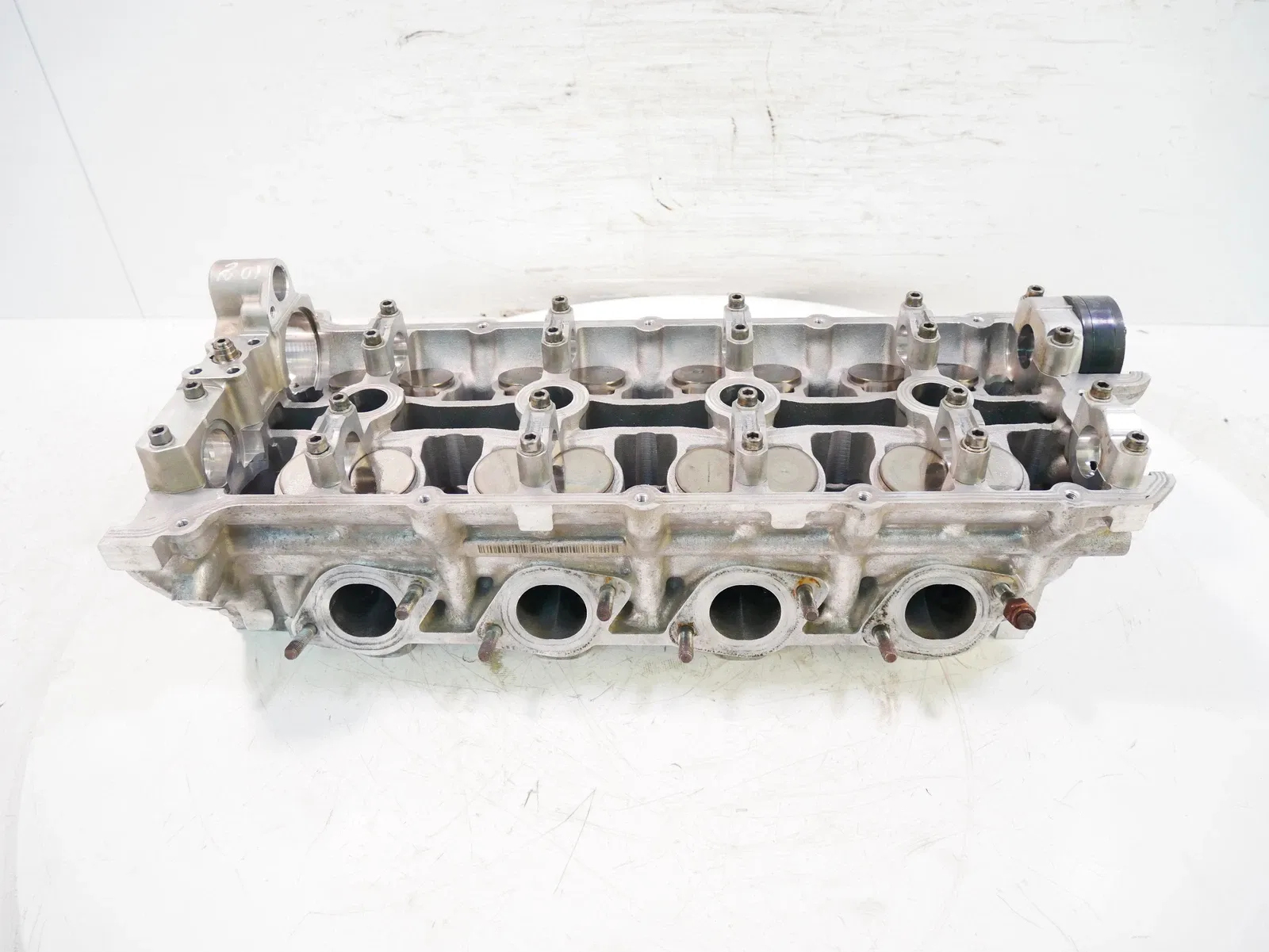 Maserati Quattroporte Engine parts Cylinder head — MASERATI QUATTROPORTE V (M139) ...