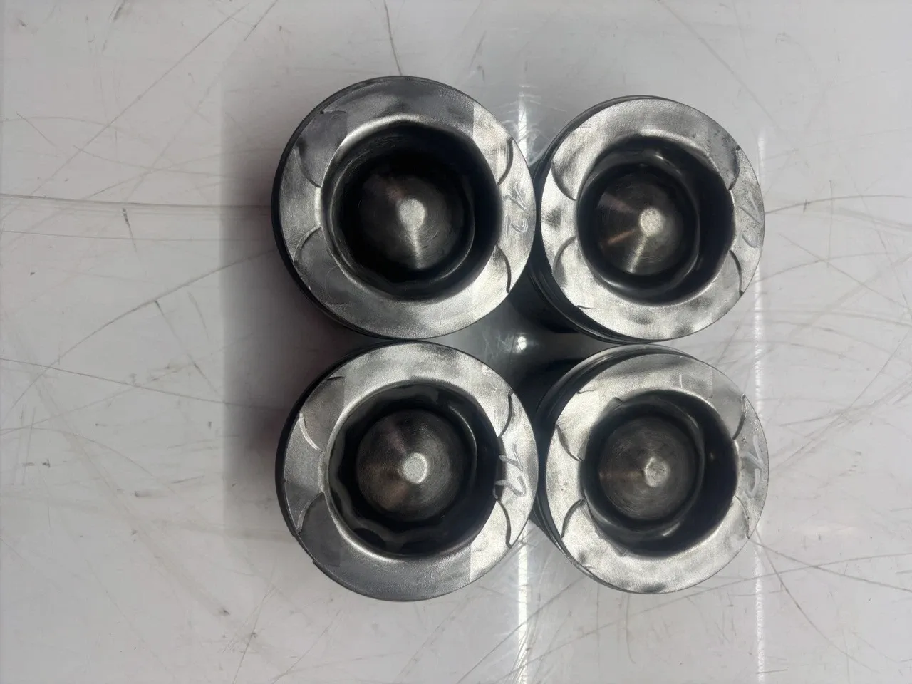 Toyota Land Cruiser 150 Engine parts 4 × Piston — TOYOTA HILUX VII LAND CRUISER (200...