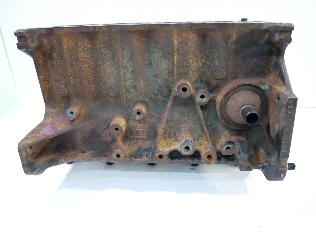 Porsche 924 Engine parts Engine Block — PORSCHE 924 (1975-1989) — 046103...
