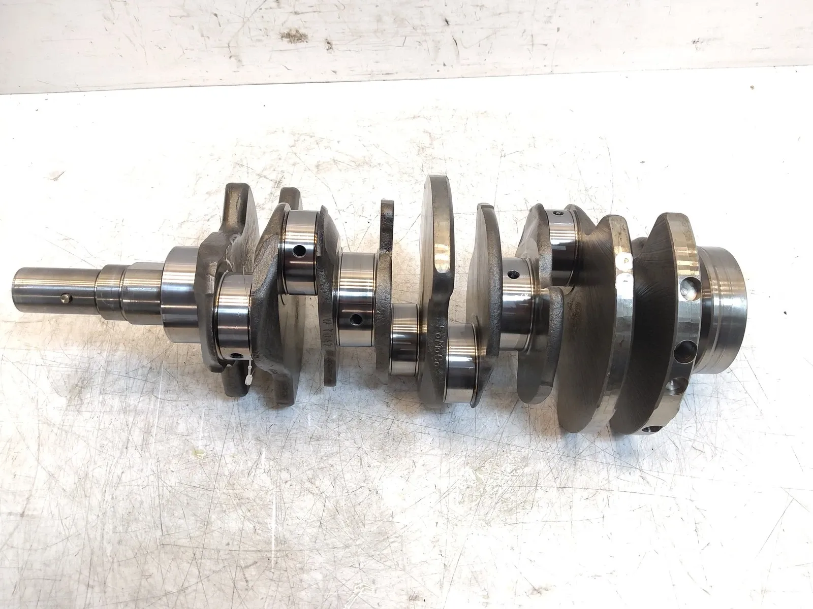 Ford Mustang Engine parts Crankshaft — FORD MUSTANG VI (2014-2023) — HL3E...