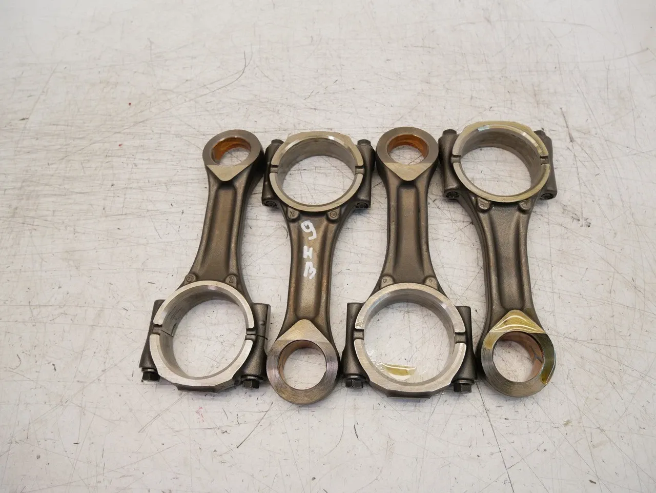 Fiat Ducato Engine parts 4 × Connecting rod — FIAT DUCATO III (250, 290)...