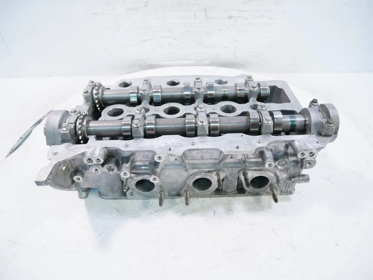 Jaguar XF Engine parts Cylinder head — JAGUAR XF (CC9, X250) (2008-201...