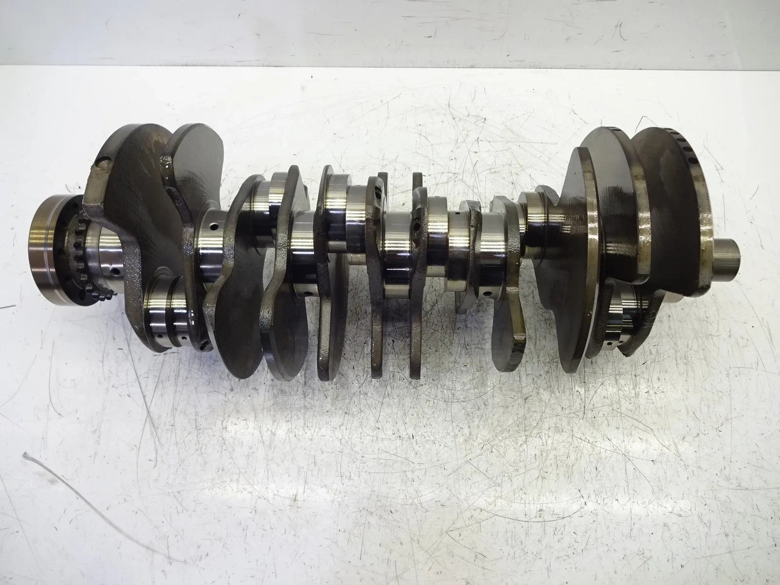 Audi A8 (D3) Engine parts Crankshaft — AUDI A8 (4E) (2002-2010) — 07CD

P...