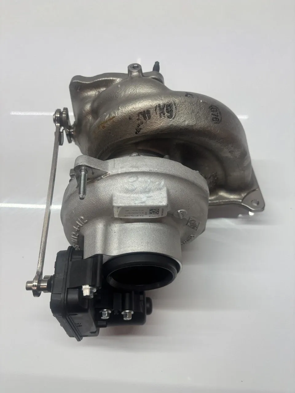 Alfa-Romeo Giulia (952) Turbocharger Turbocharger — ALFA ROMEO GIULIA (952) (2015-PR...