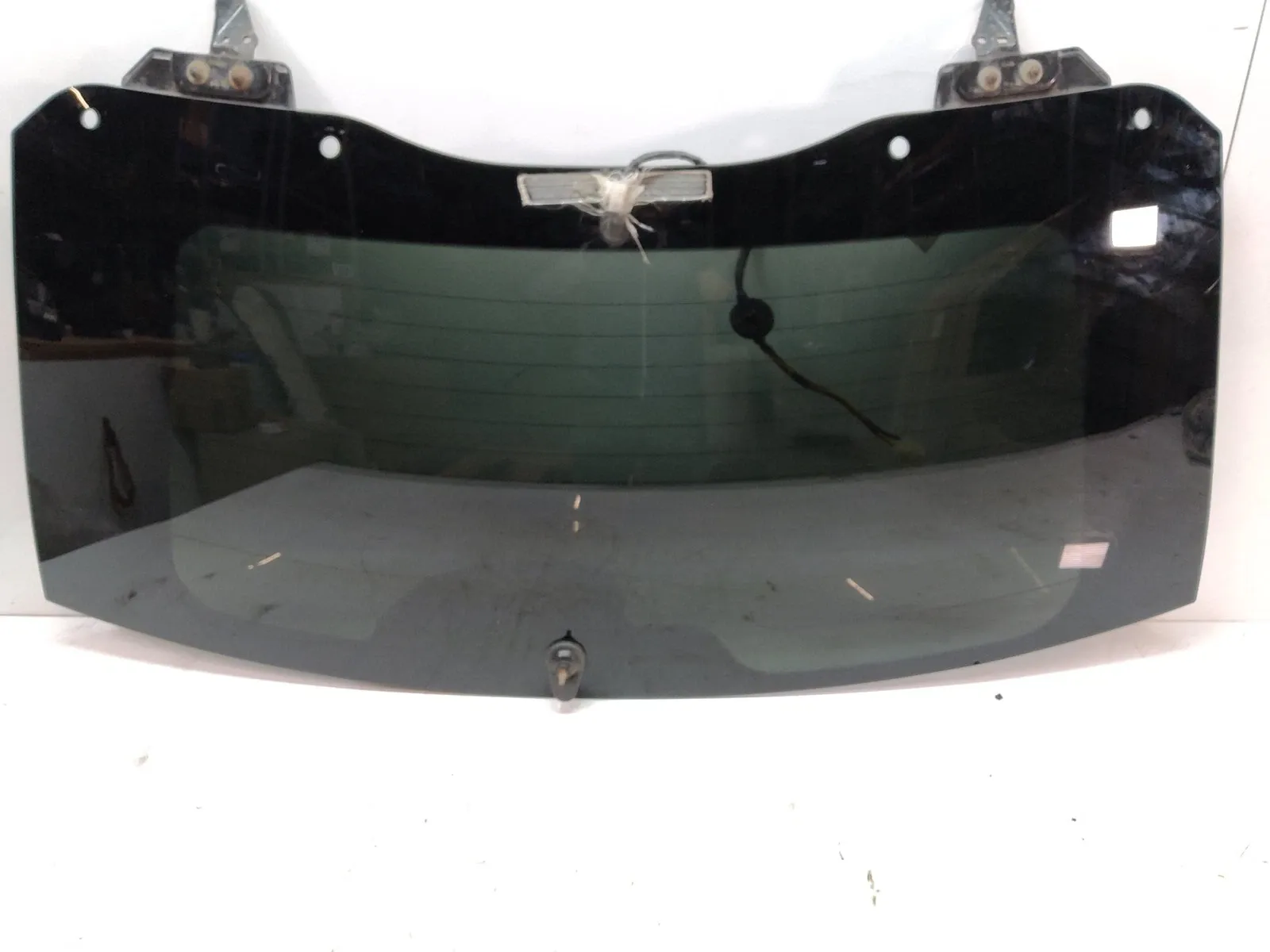 Jeep Cherokee / Liberty (KJ) Windows Window glass — JEEP CHEROKEE / LIBERTY III (KJ)...