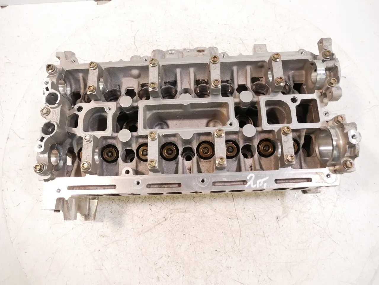 Ford Mustang Engine parts Cylinder head — FORD MUSTANG VI (2014-2023) — E...