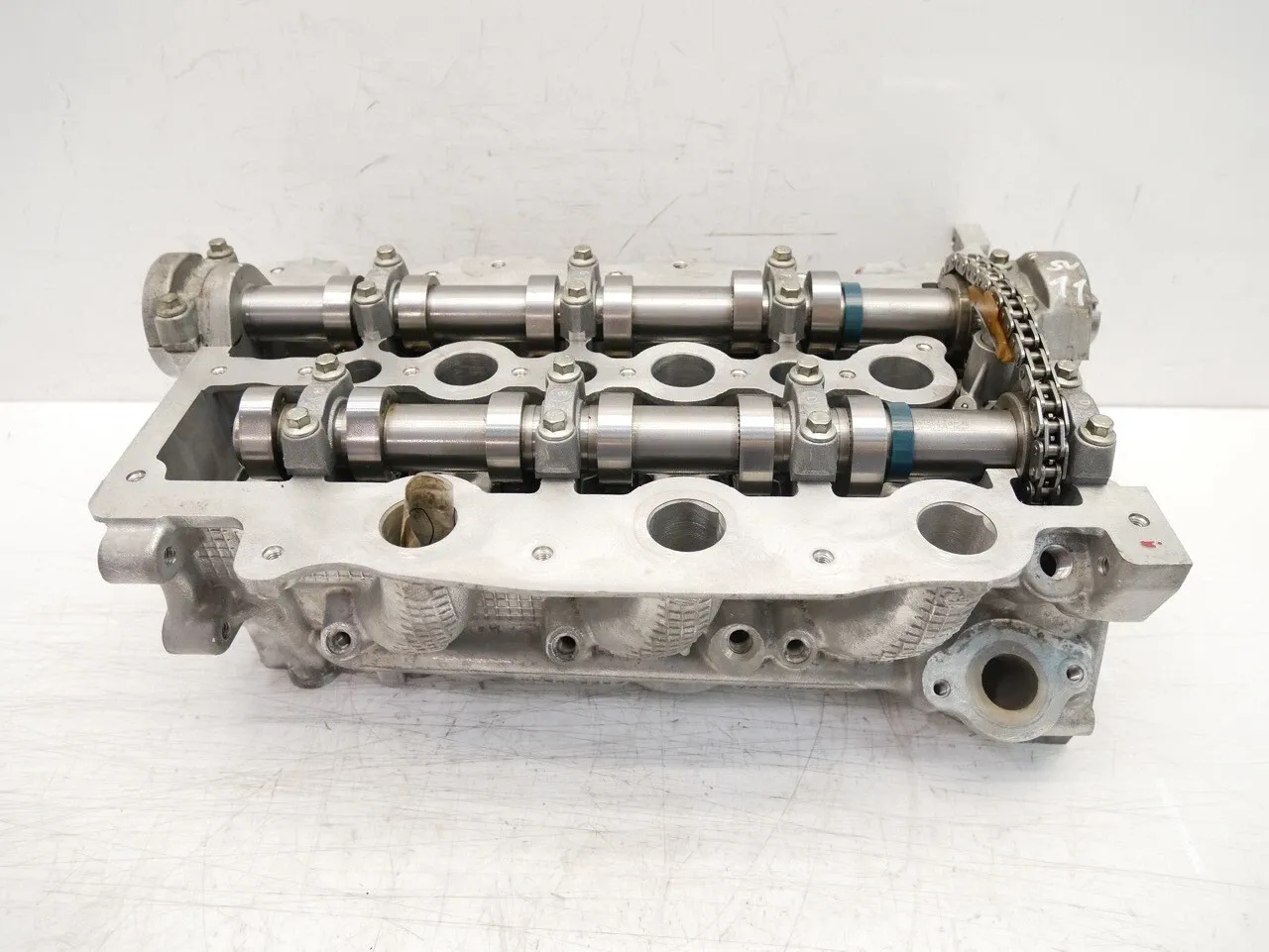 Jaguar XF Engine parts Cylinder head — JAGUAR XF (CC9, X250) (2008-201...