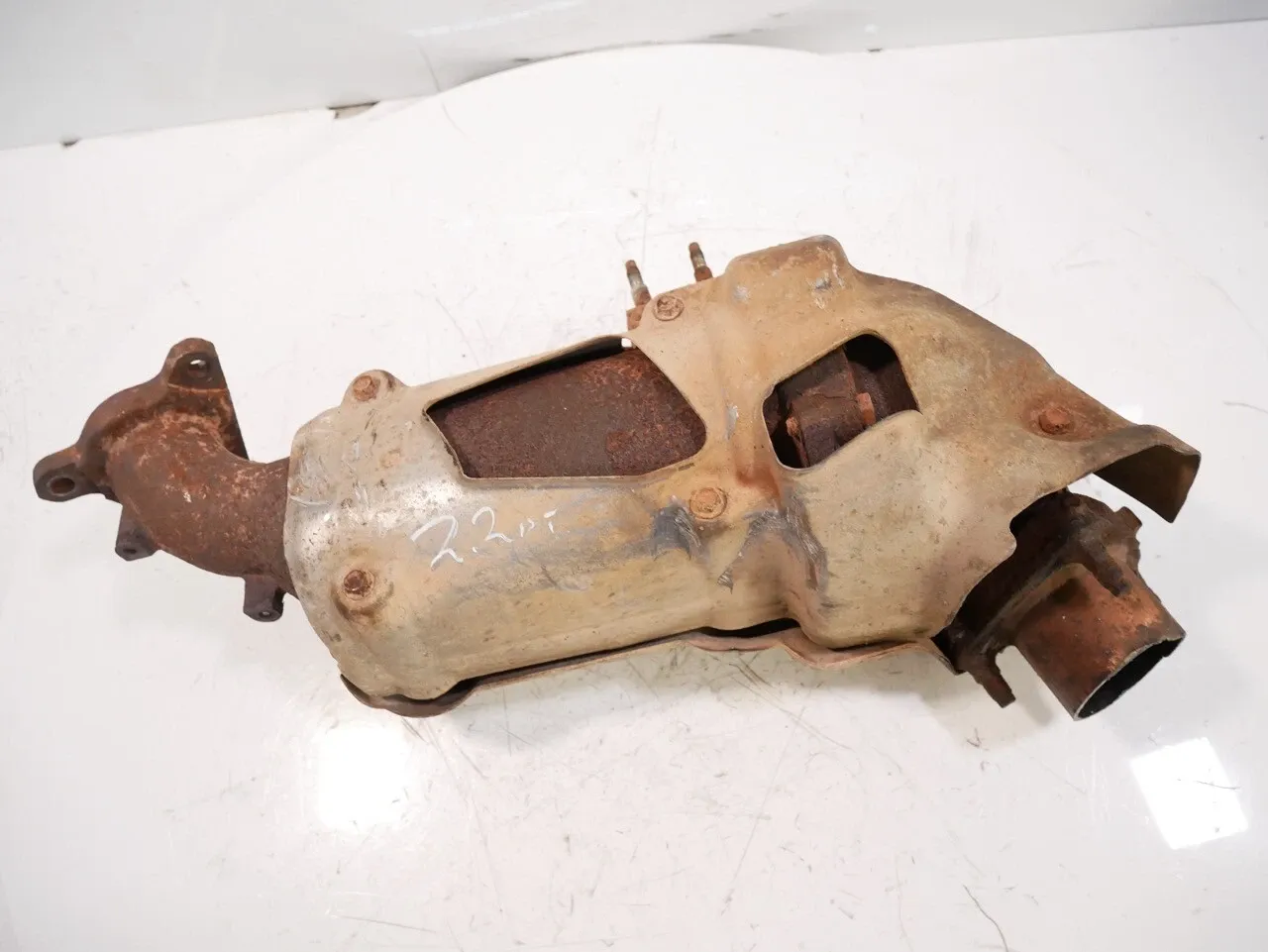 Nissan Cabstar, NT400 Exhaust System